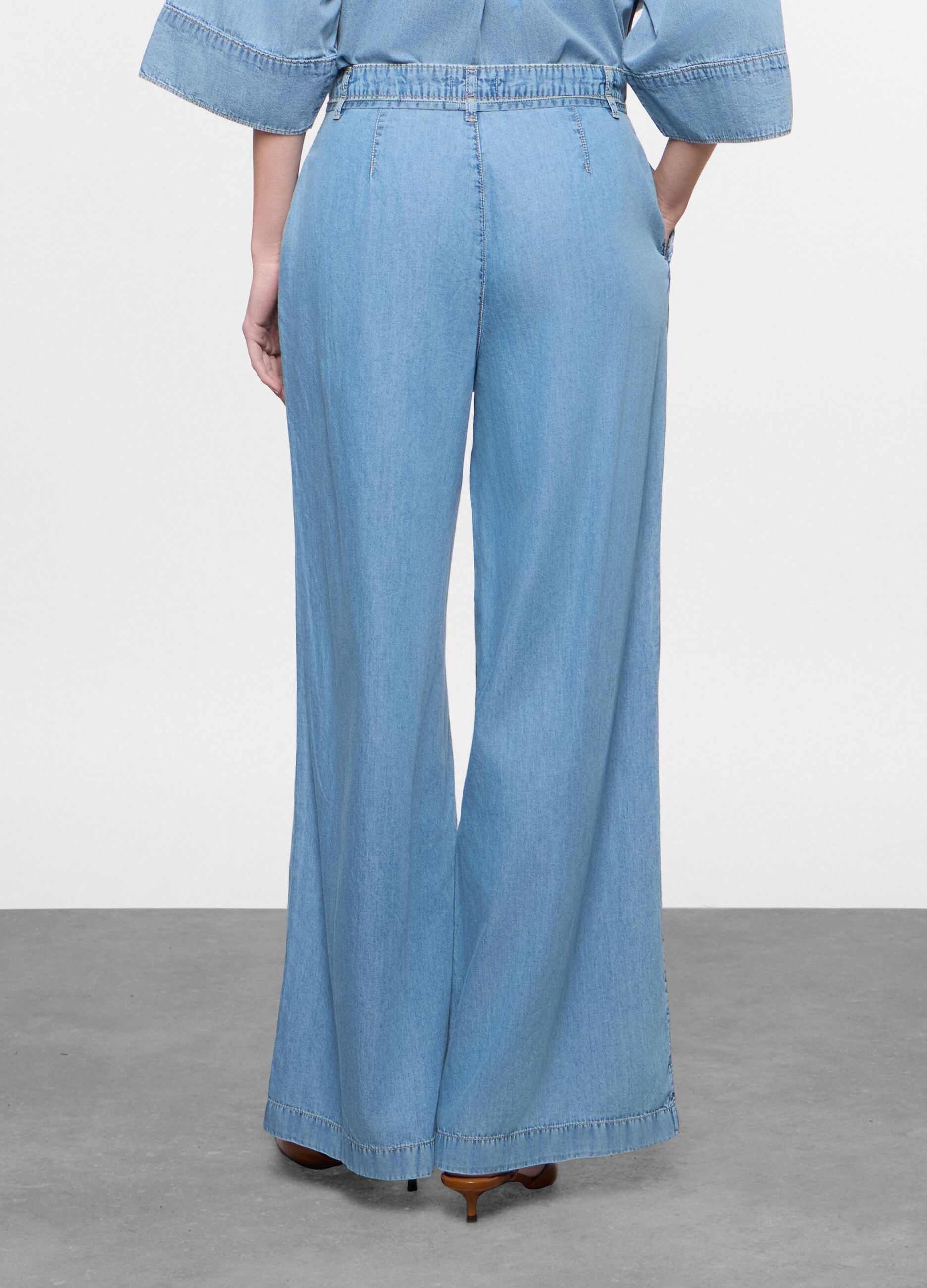 Pantaloni wide leg in denim di puro cotone donna_1