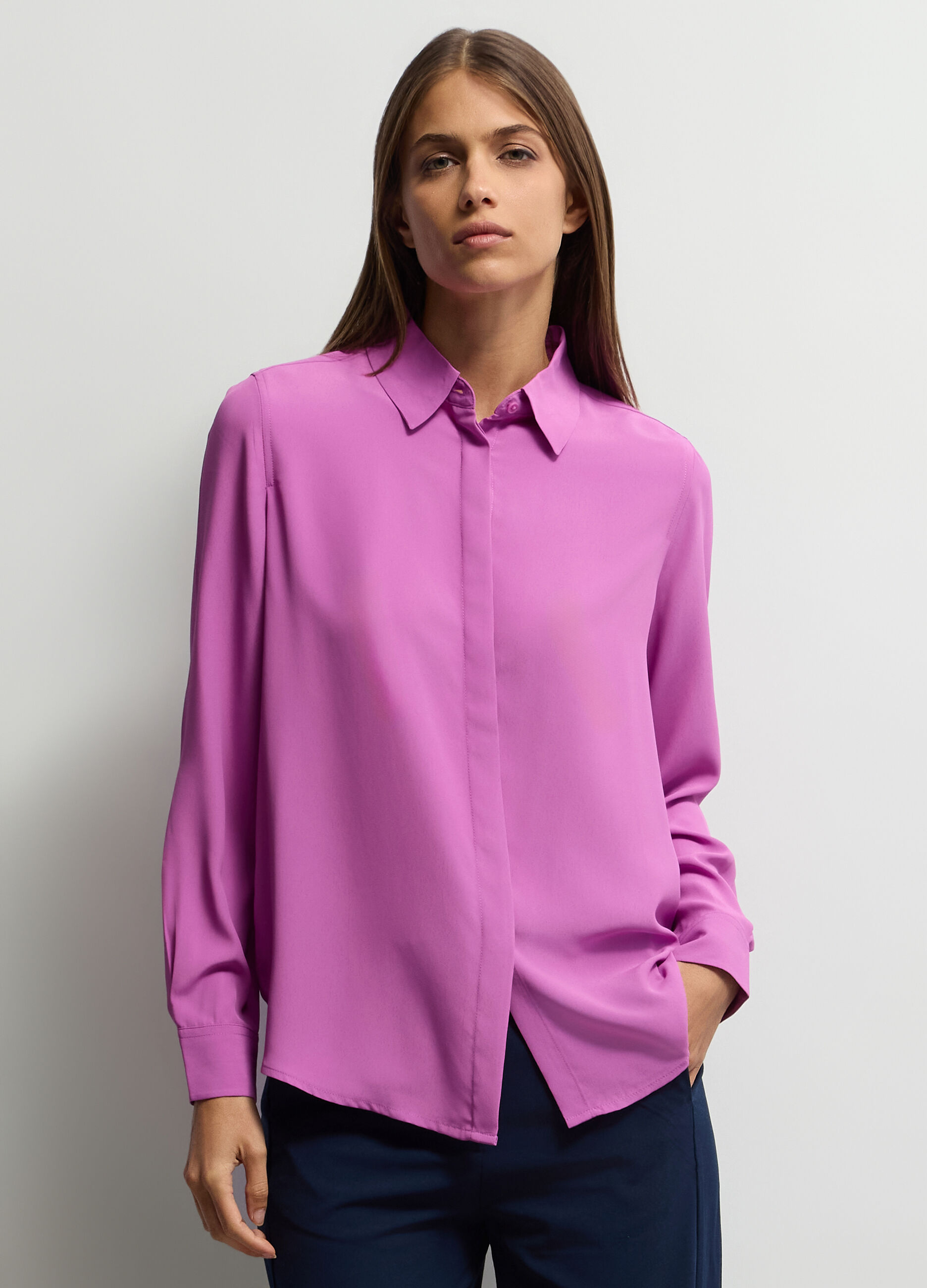 Camicia Fit Regular con colletto alla francese donna_0