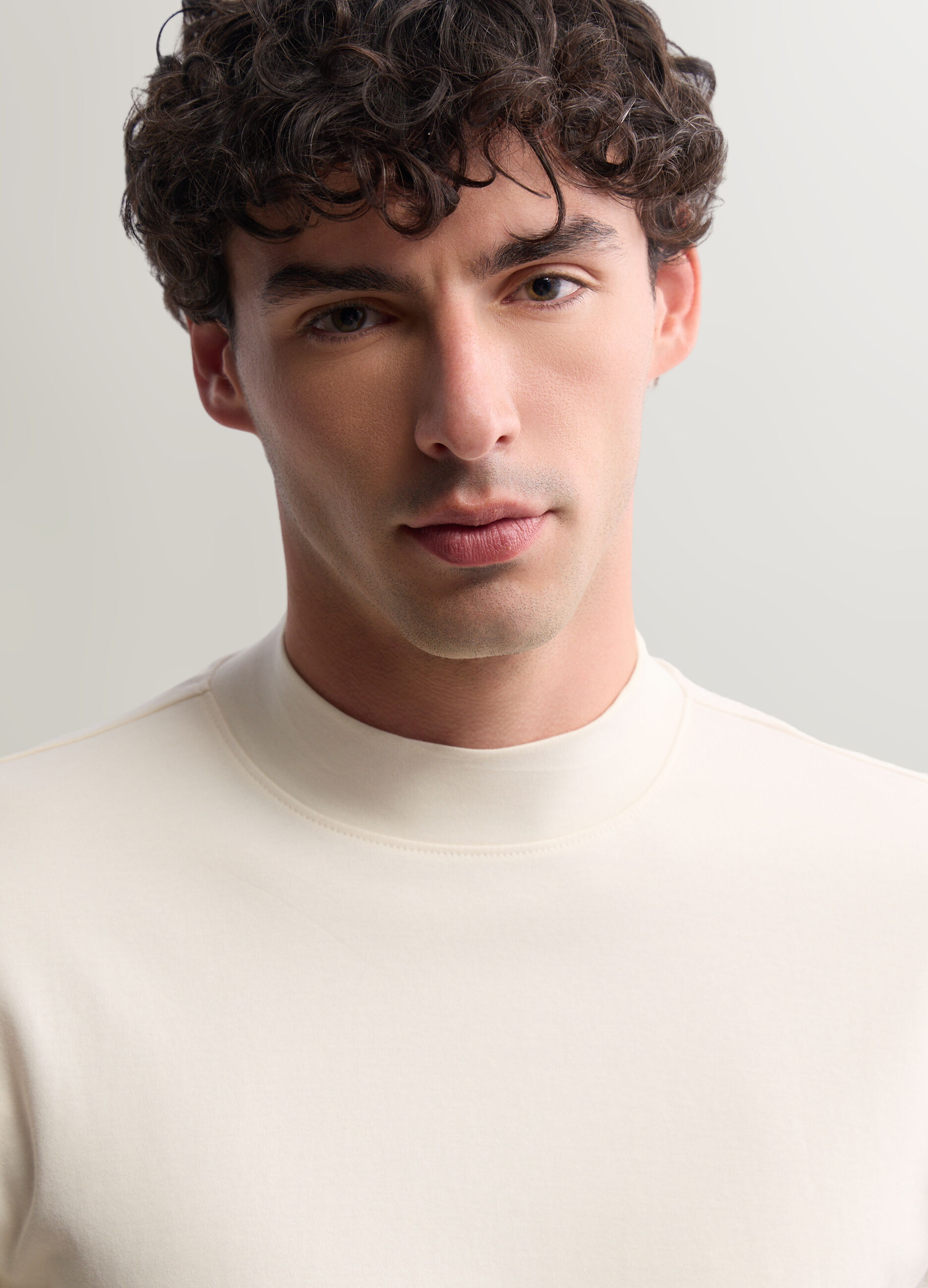 Maglia lupetto in interlock di cotone uomo_2