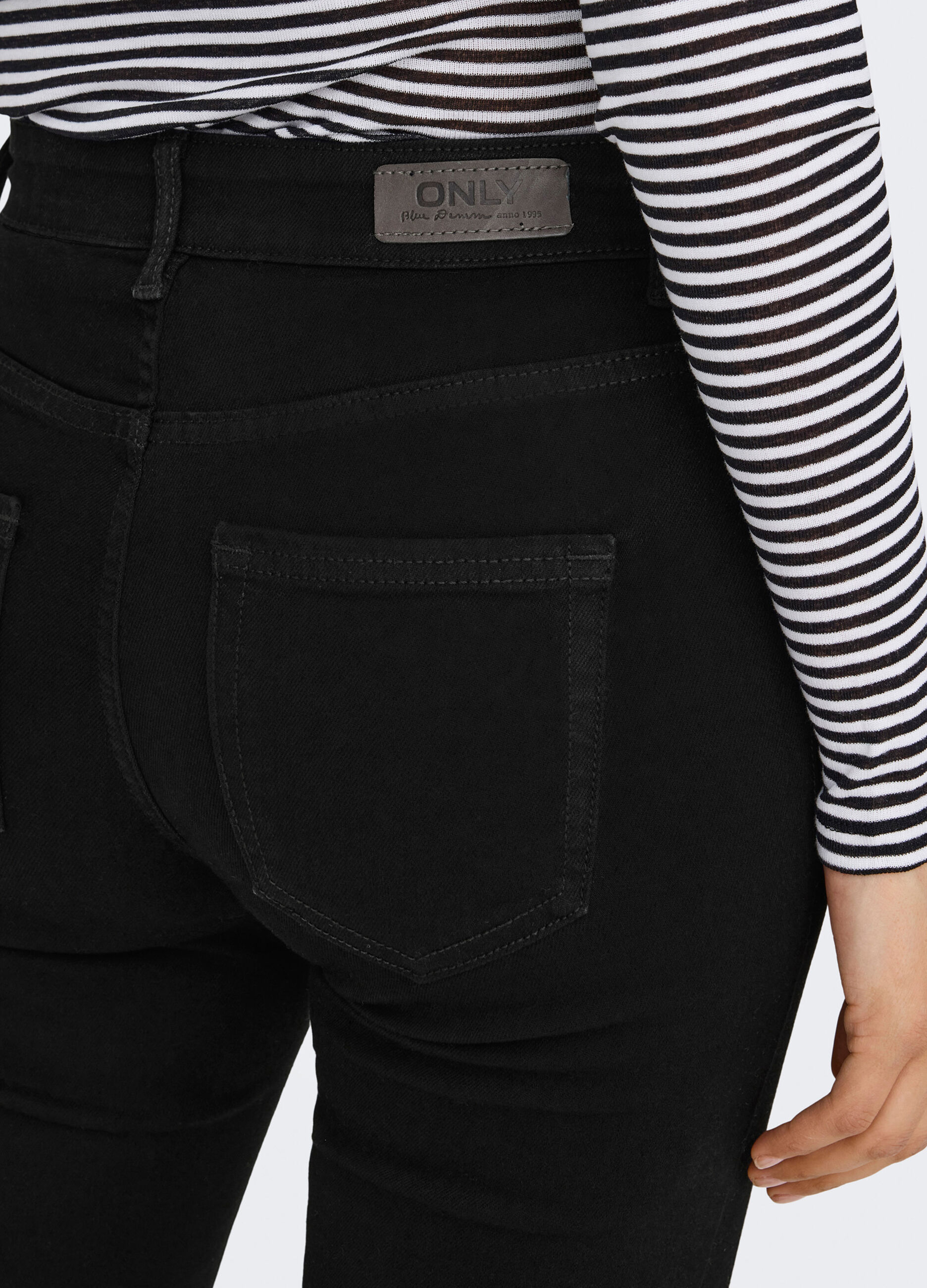 Pantaloni in denim donna_4