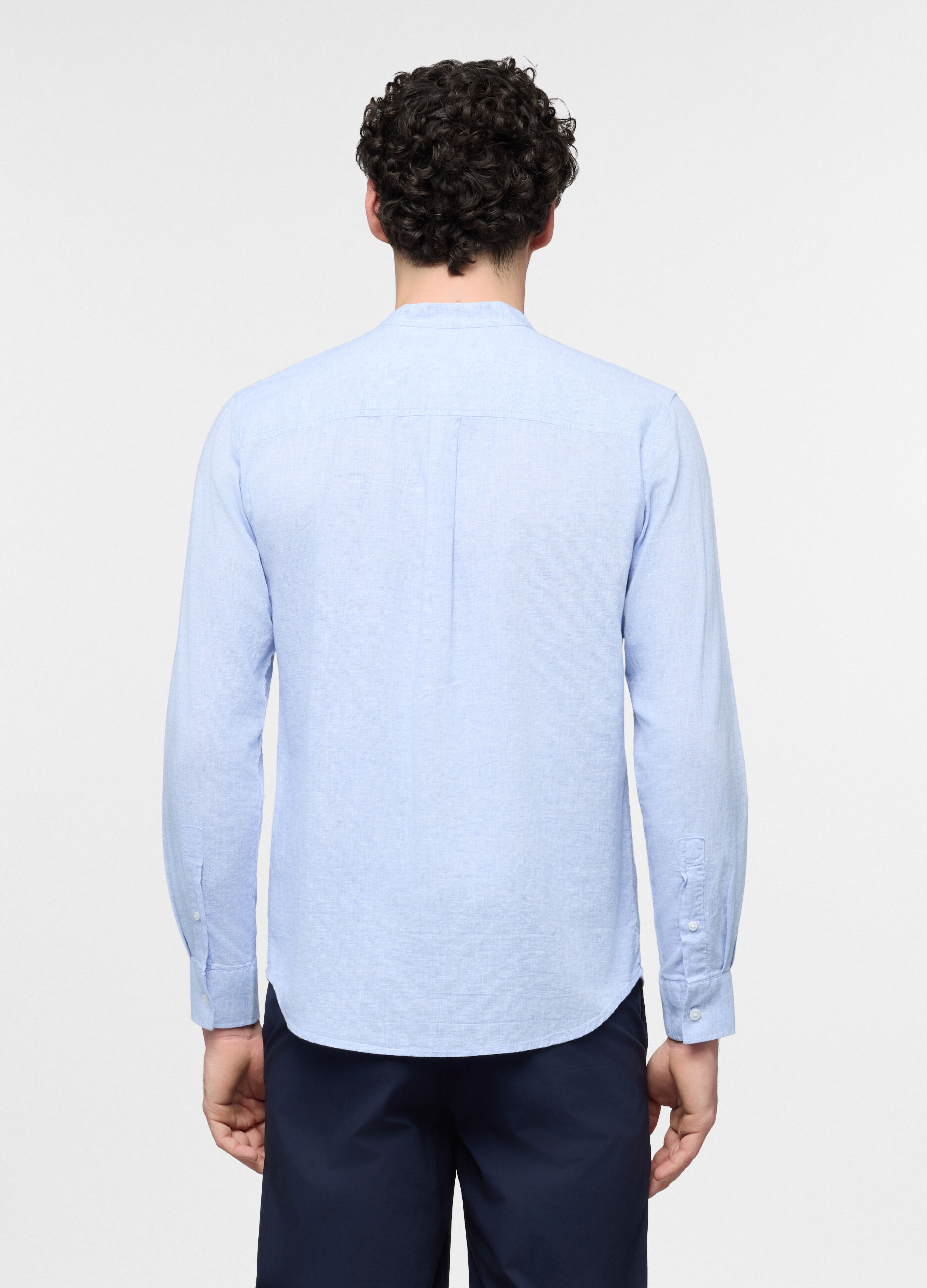 Camicia regular fit con collo coreano in cotone e lino uomo_1