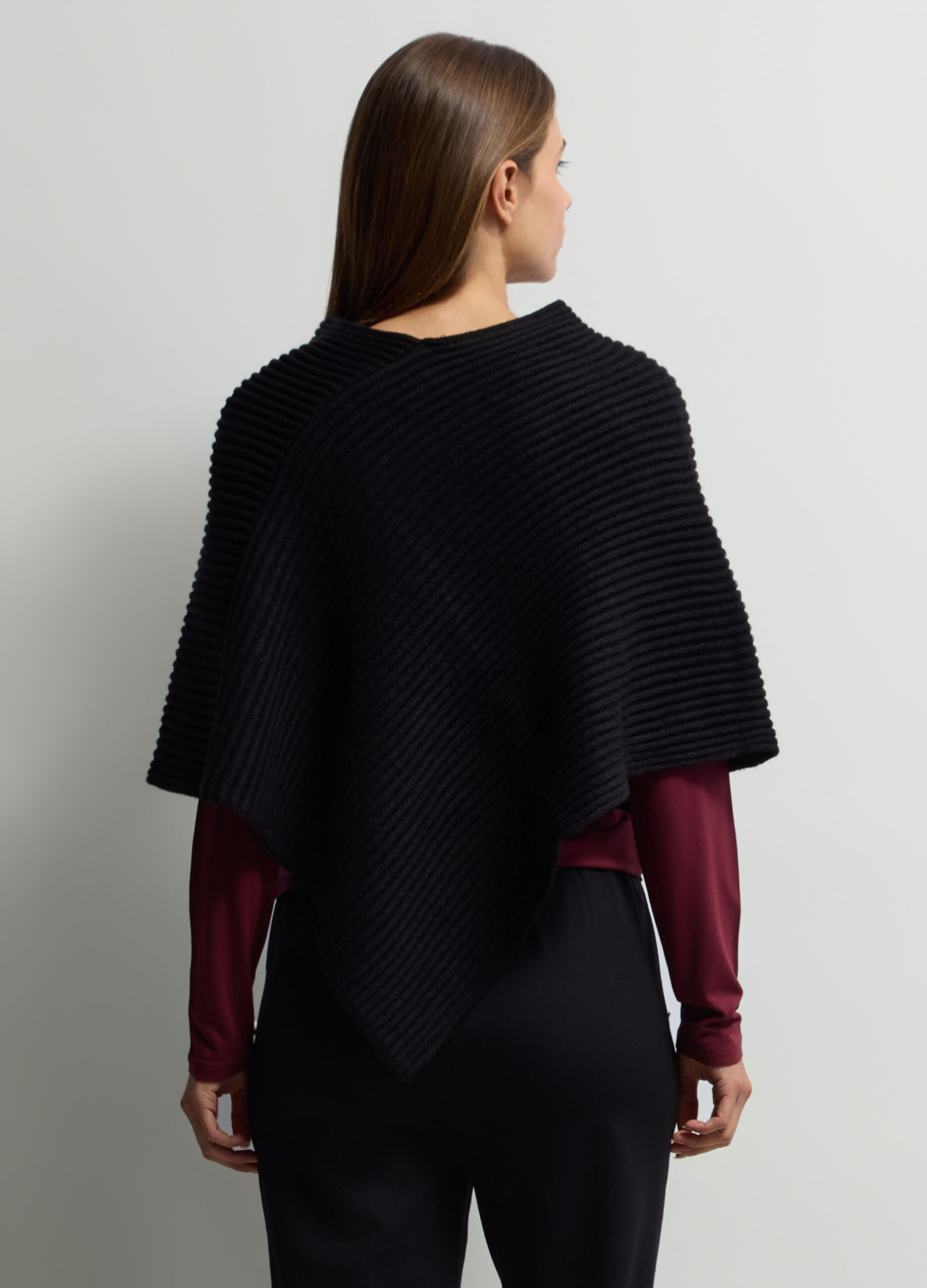 Poncho girocollo in costina donna_1