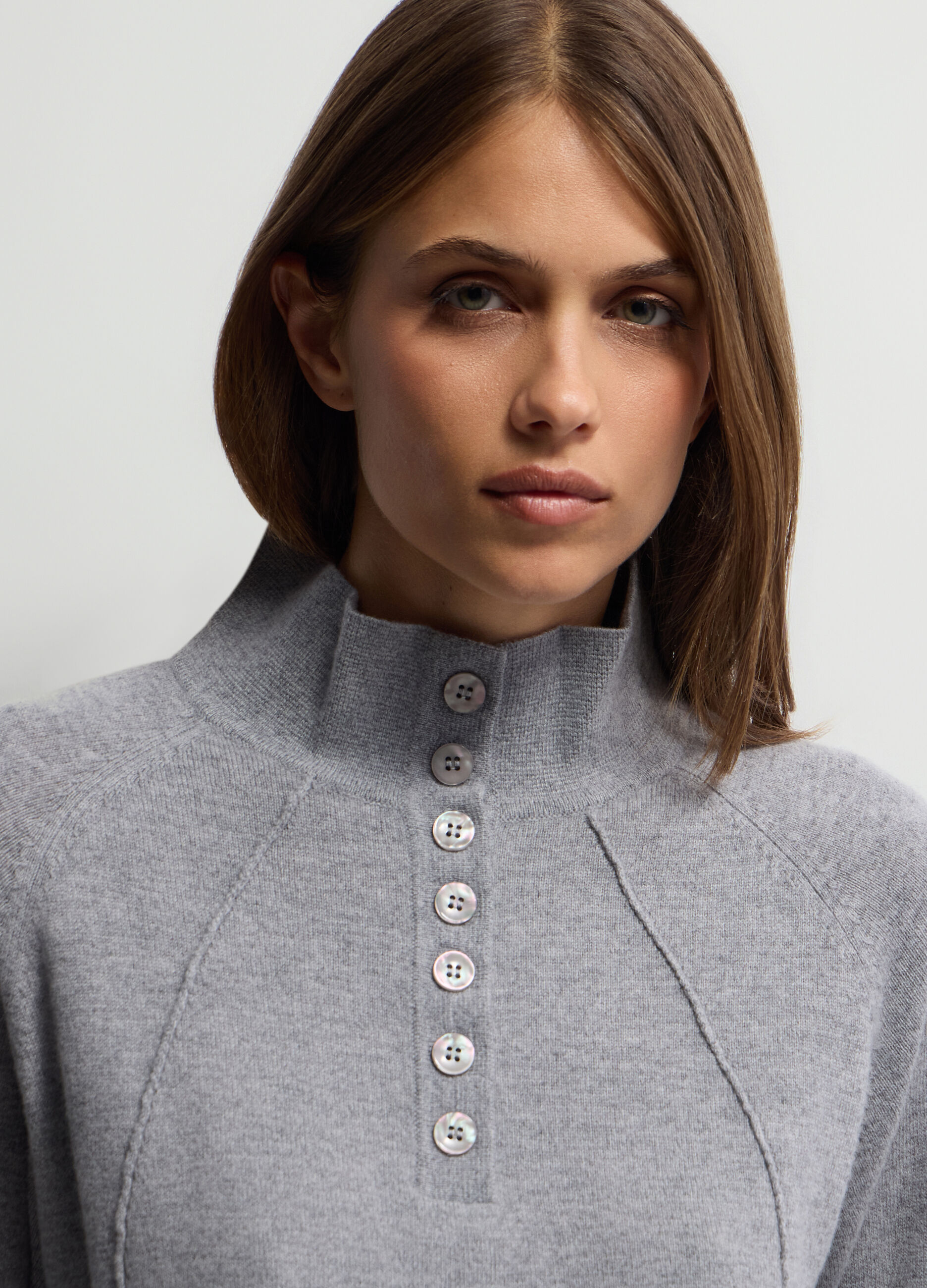 Pullover a collo alto rasato misto cashmere donna_2