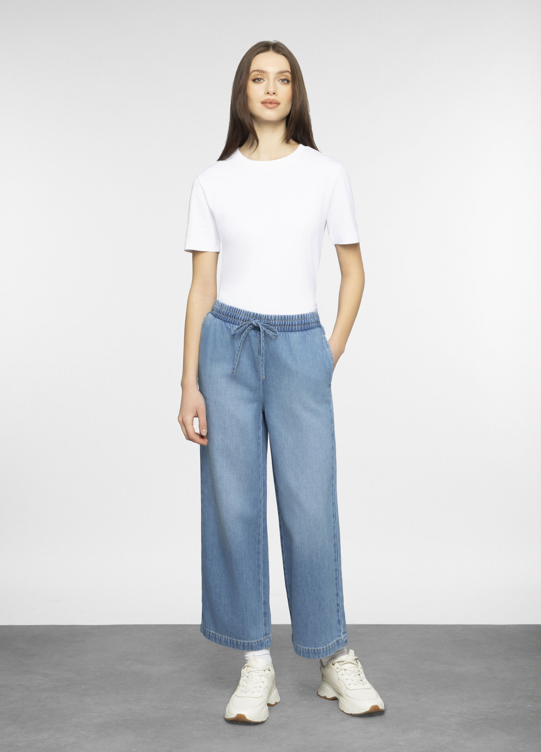 Jogger fit Straight in misto Lyocell con vita elasticata donna_0