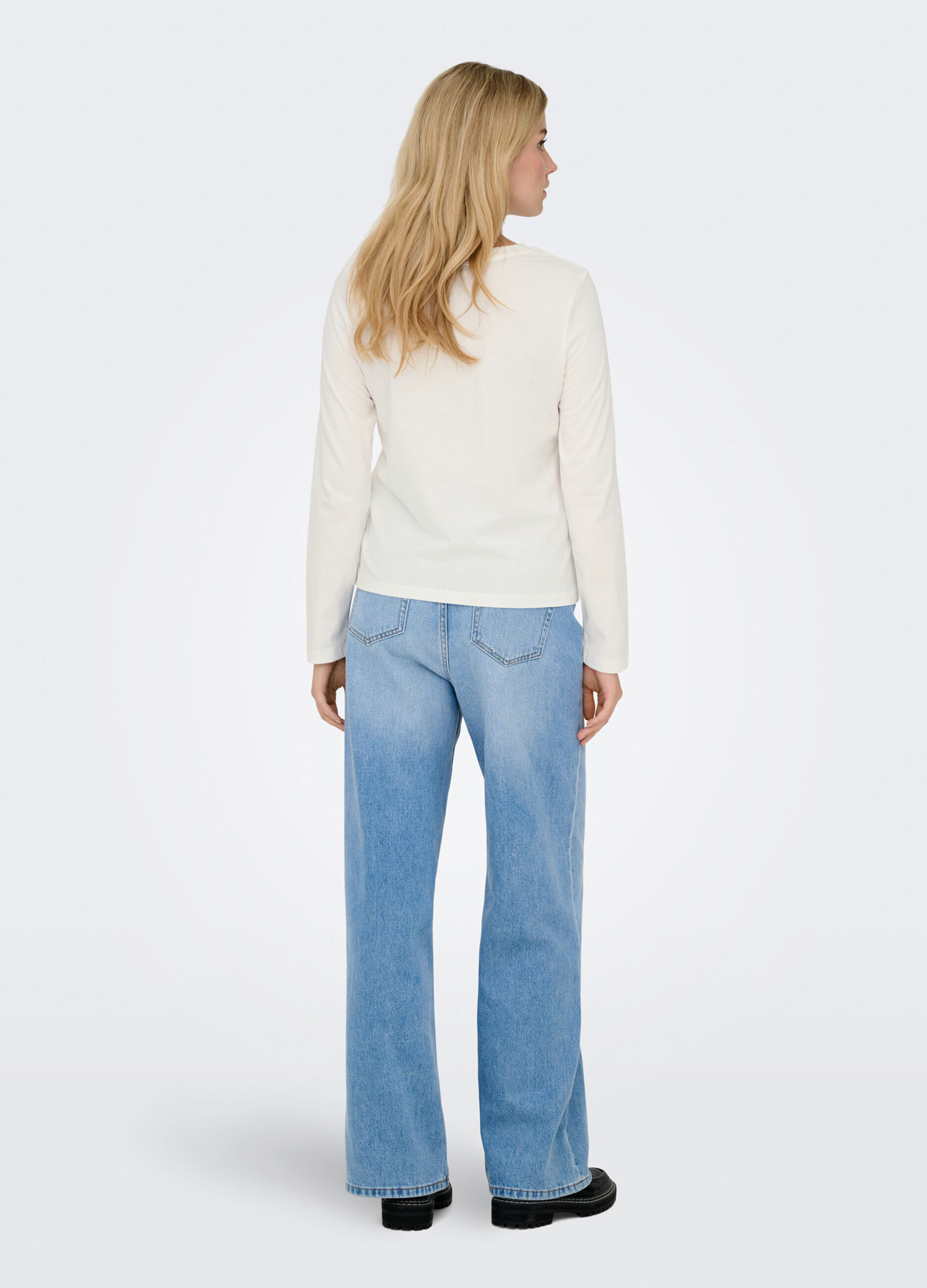 T-shirt con girocollo donna_1