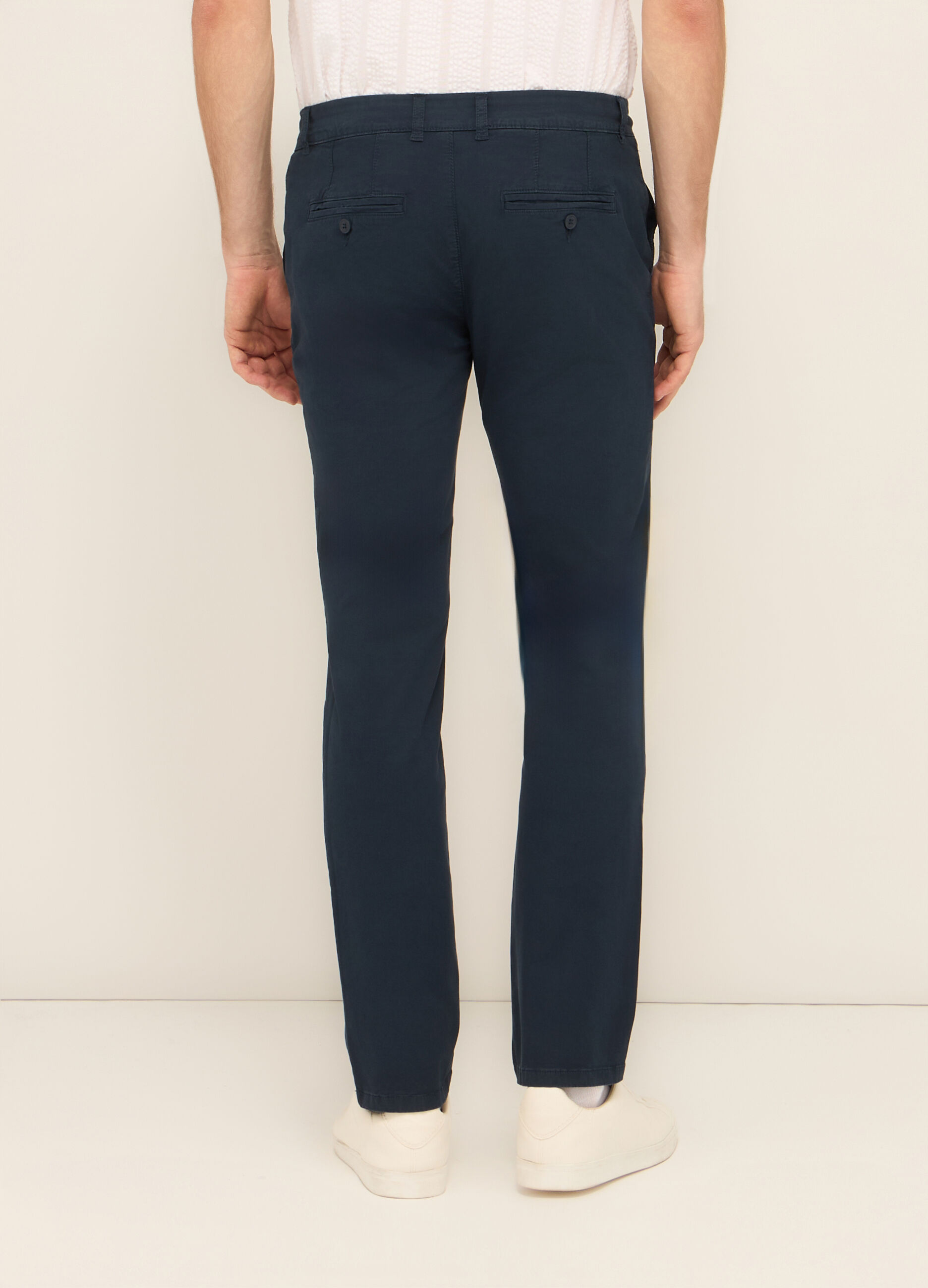 Pantaloni chino in cotone stretch uomo_1