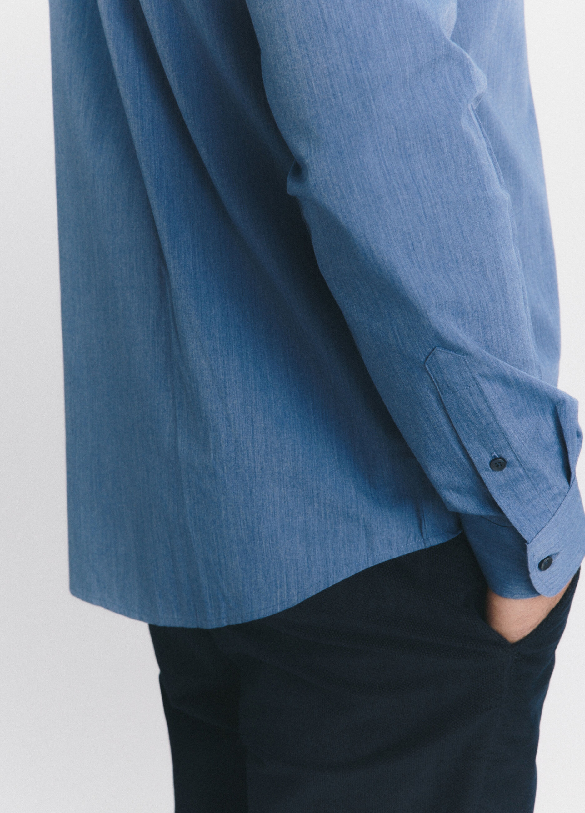 Camicia regular fit in tessuto effetto chambray uomo_4
