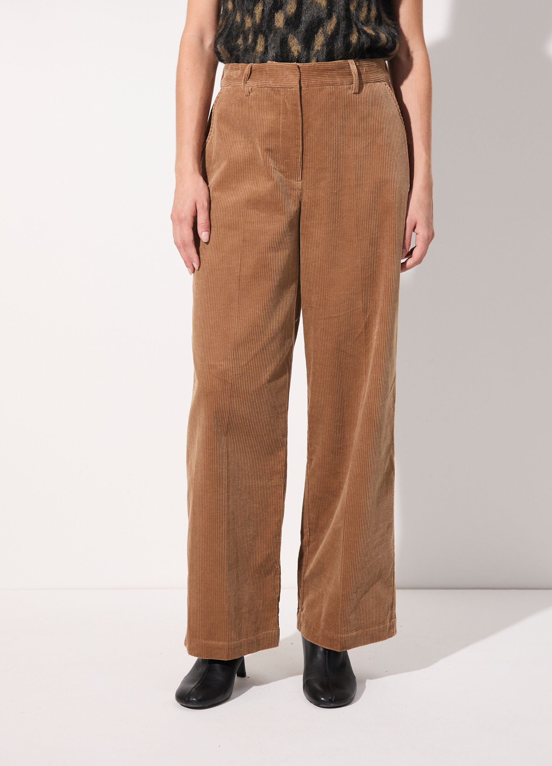 Pantaloni palazzo in costina di velluto donna_1