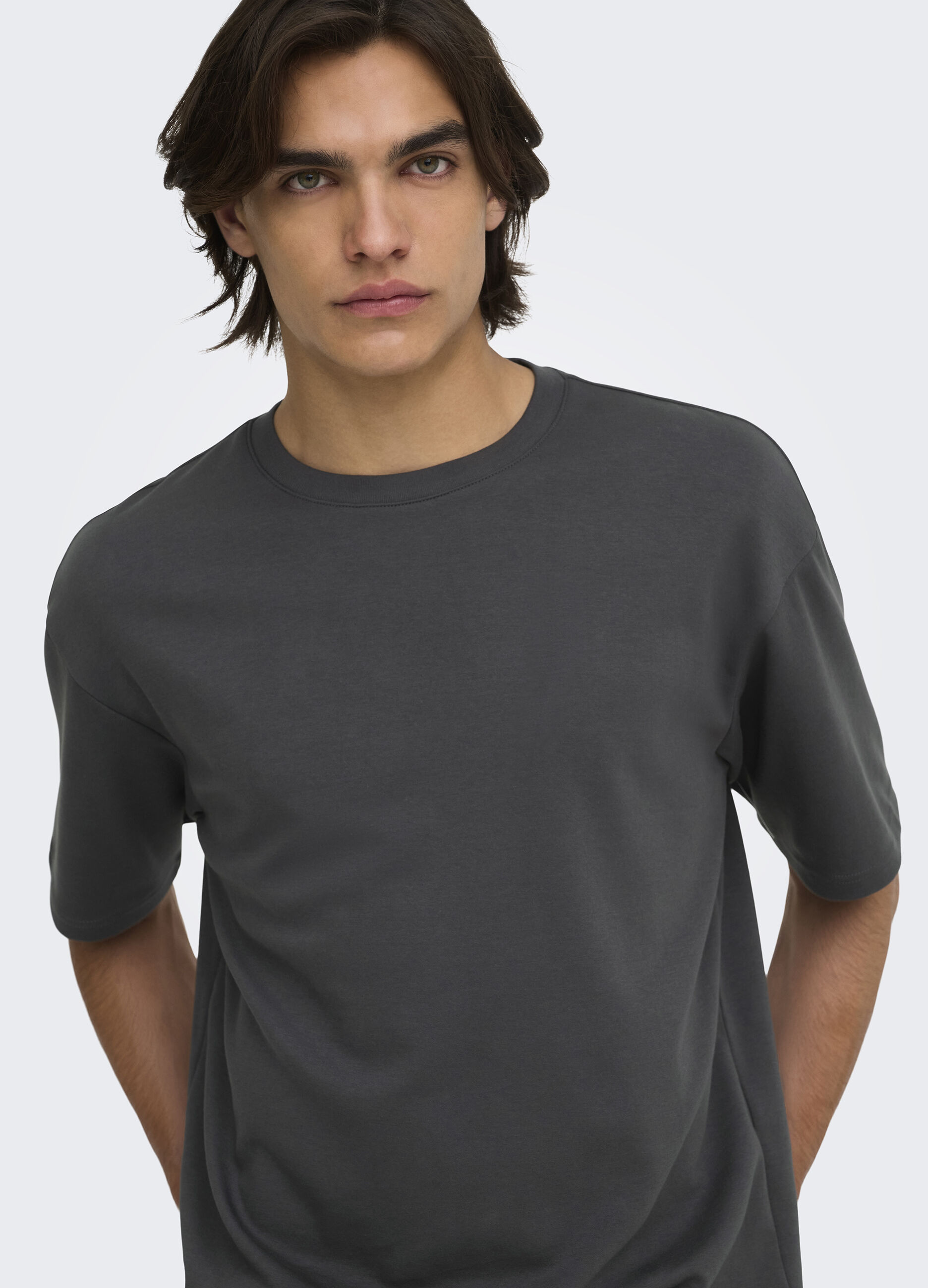 T-shirt girocollo a maniche corte uomo_2