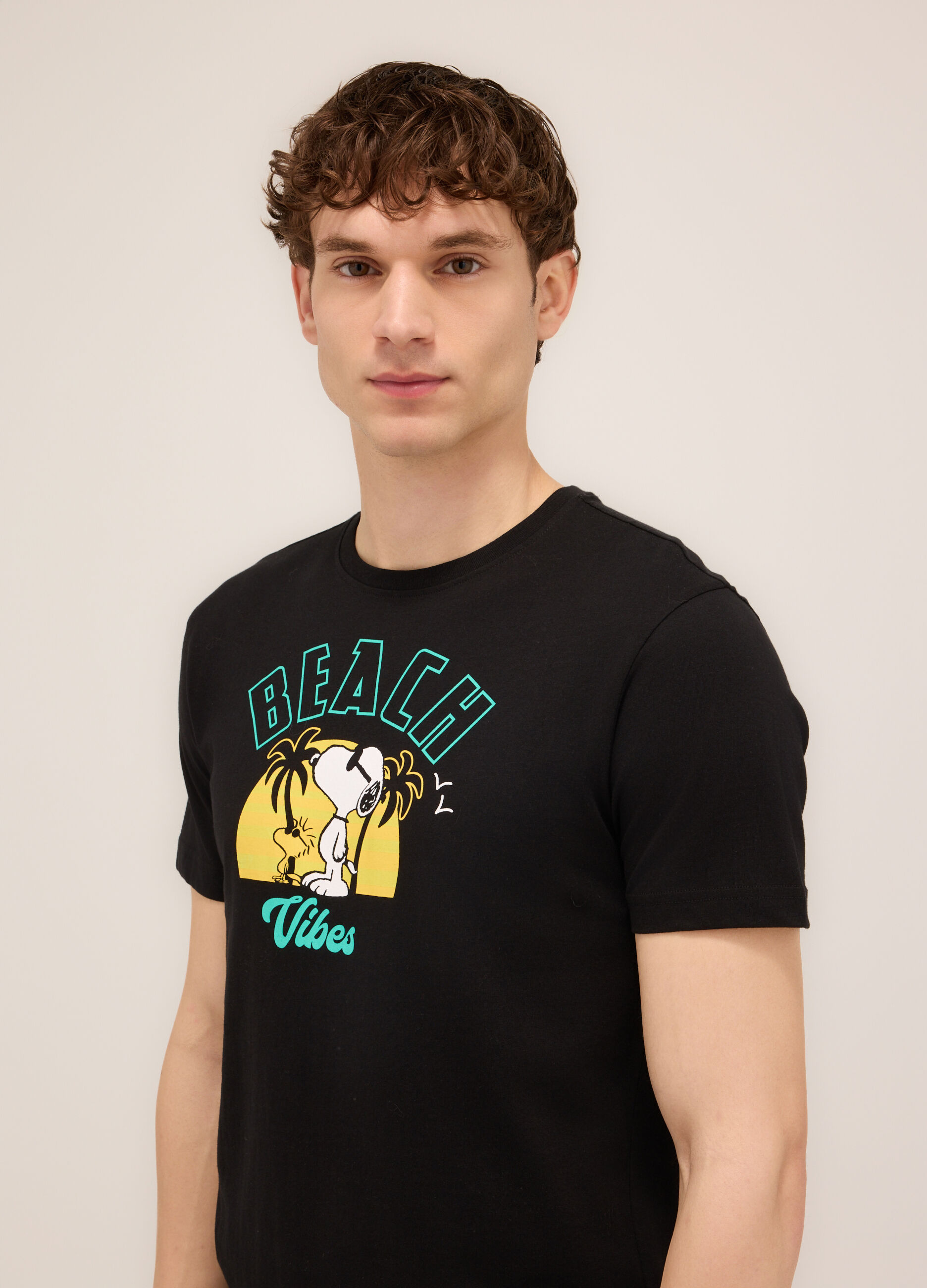 T-shirt girocollo stampa Snoopy_2