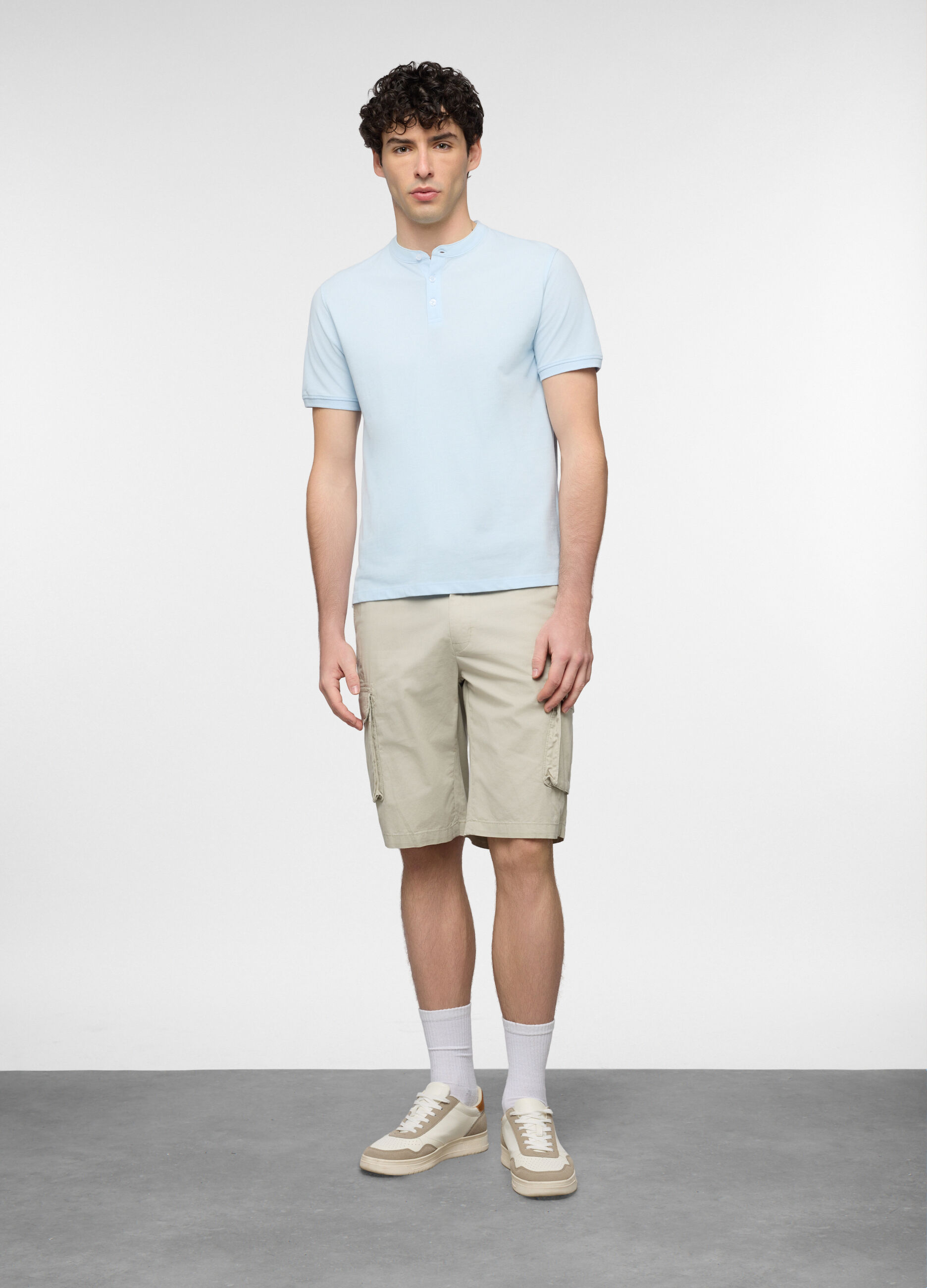 Bermuda cargo in twill di cotone uomo_0