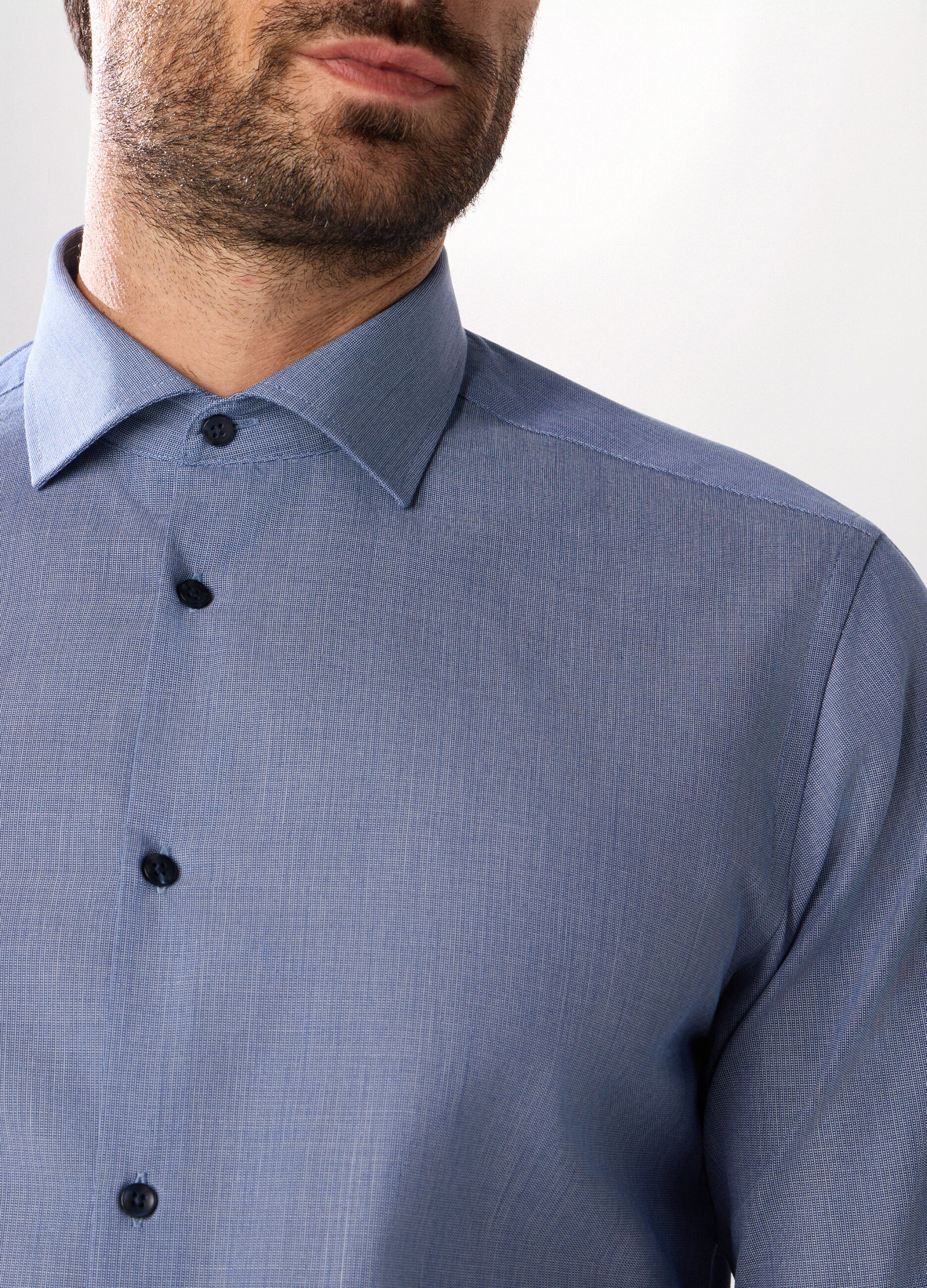 Camicia slim fit con micromotivo uomo_2