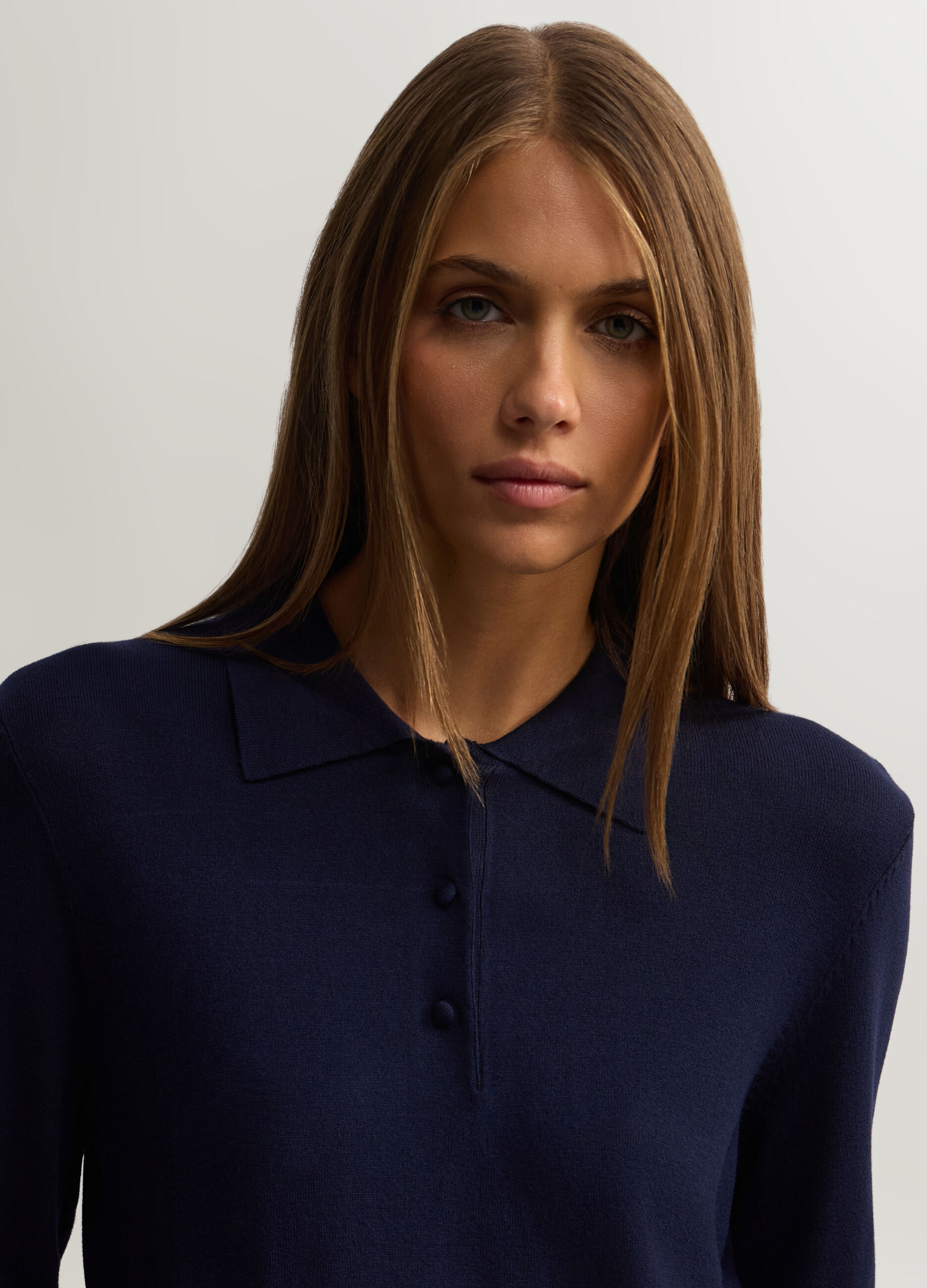 Maglia con colletto Polo rasata donna_2