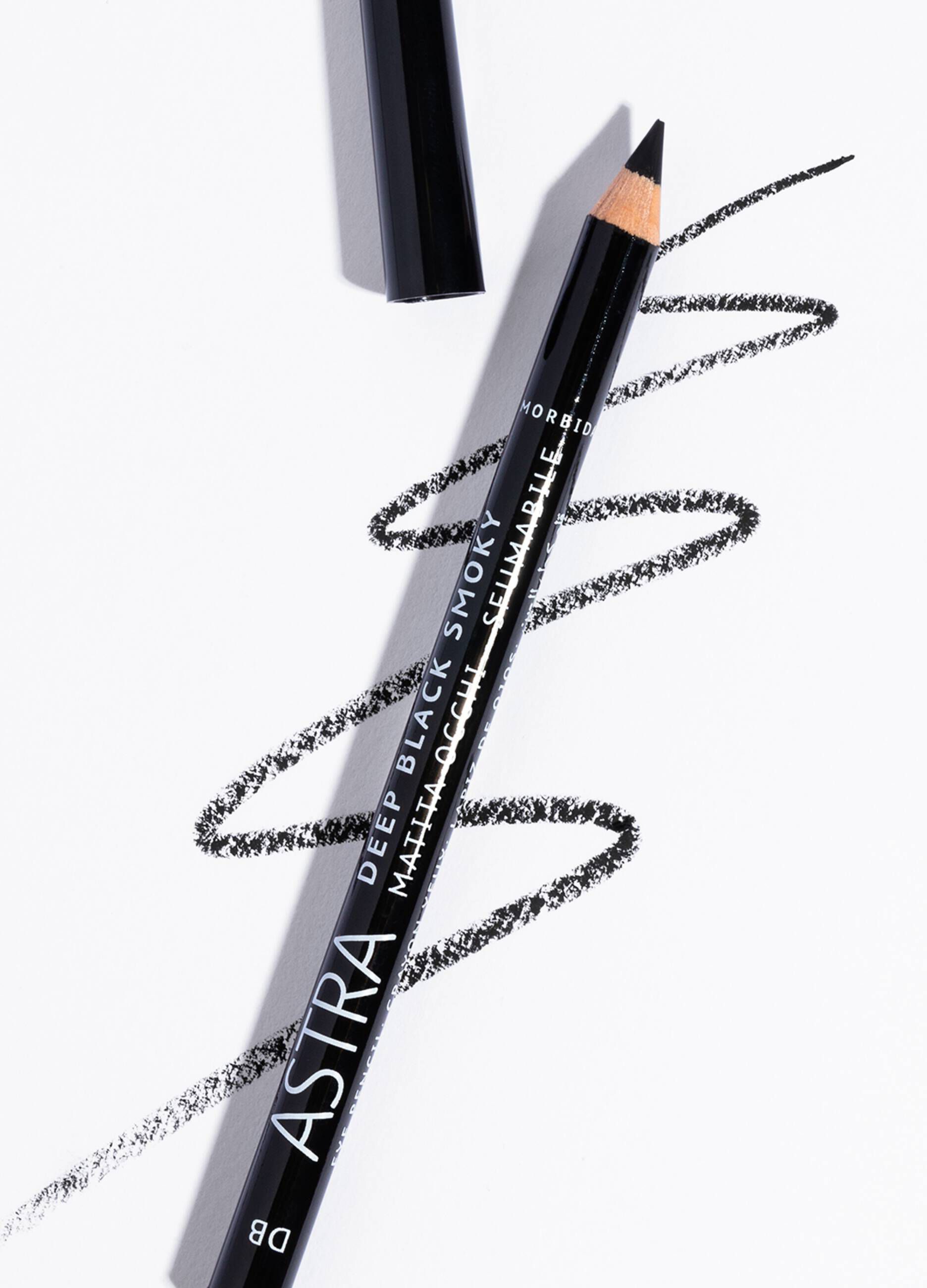 Deep Black Smoky - Astra Make-Up_1