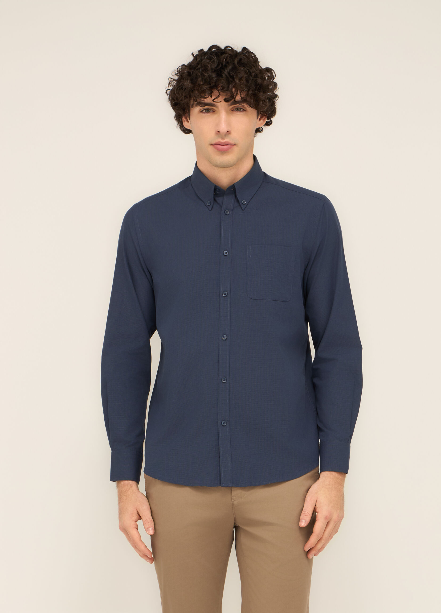 Camicia regular fit button-down in misto cotone uomo_0