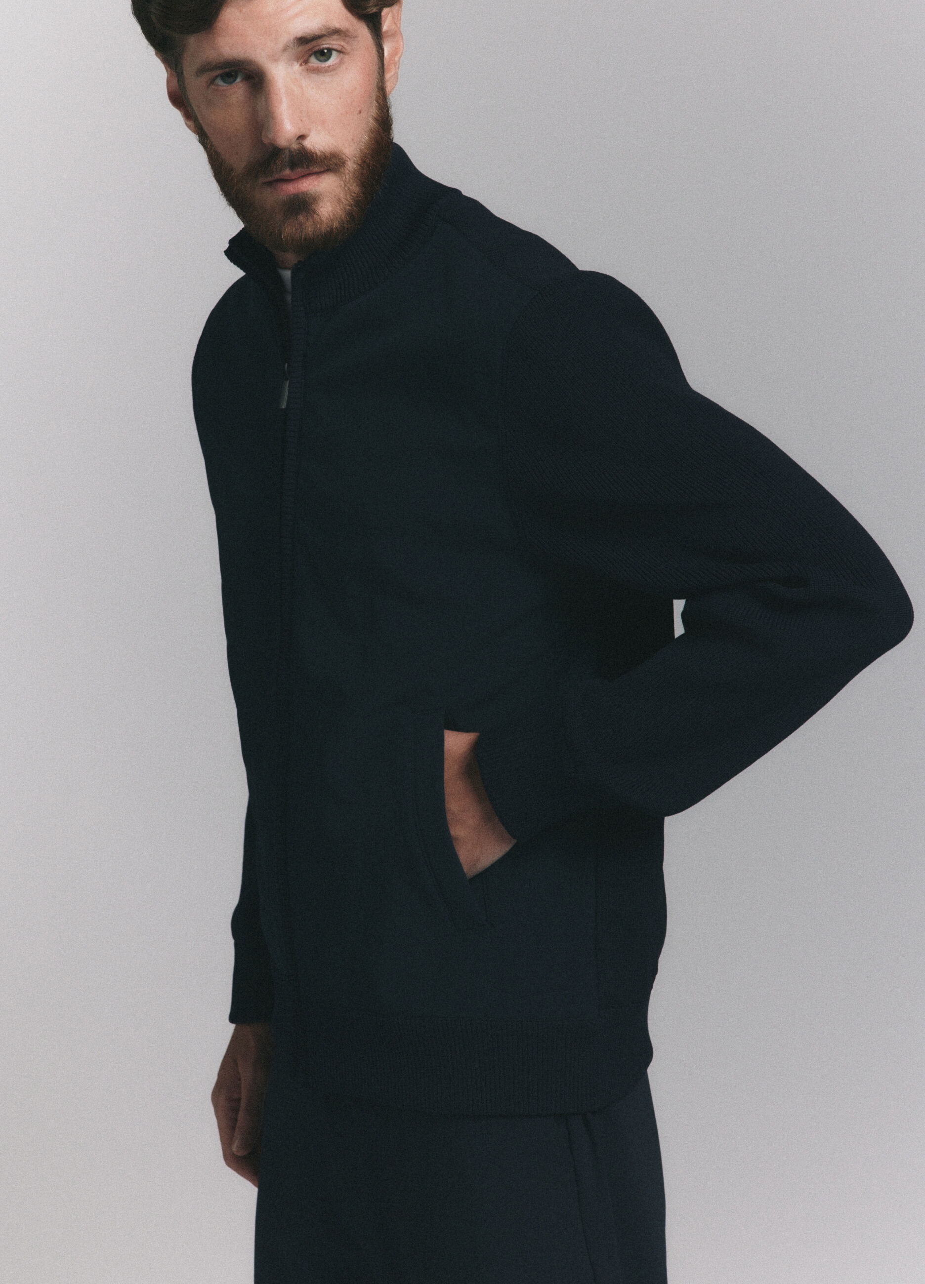 Giacca corta con inserti in maglia uomo_1