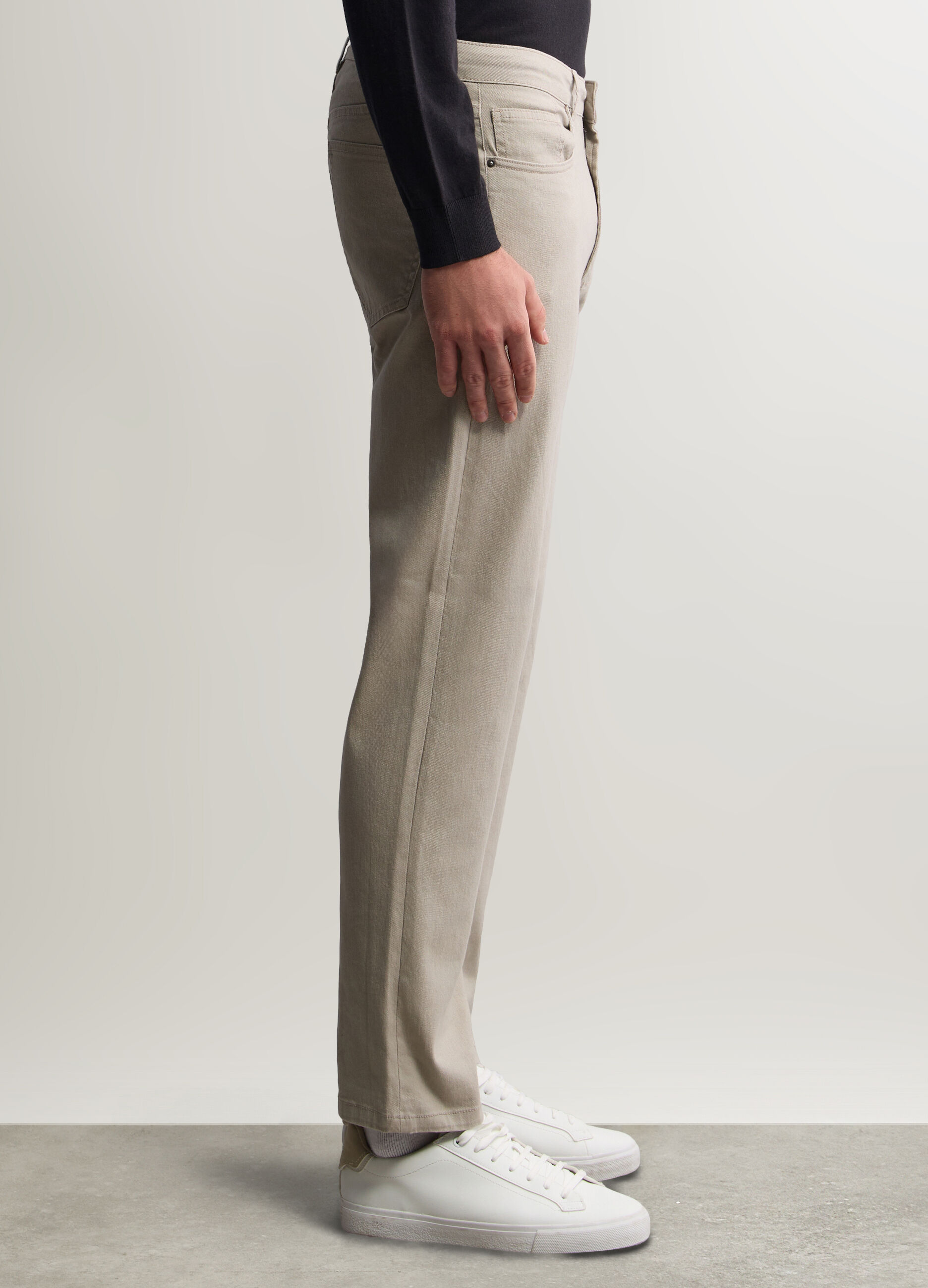Jeans regular fit in twill di cotone stretch uomo_1