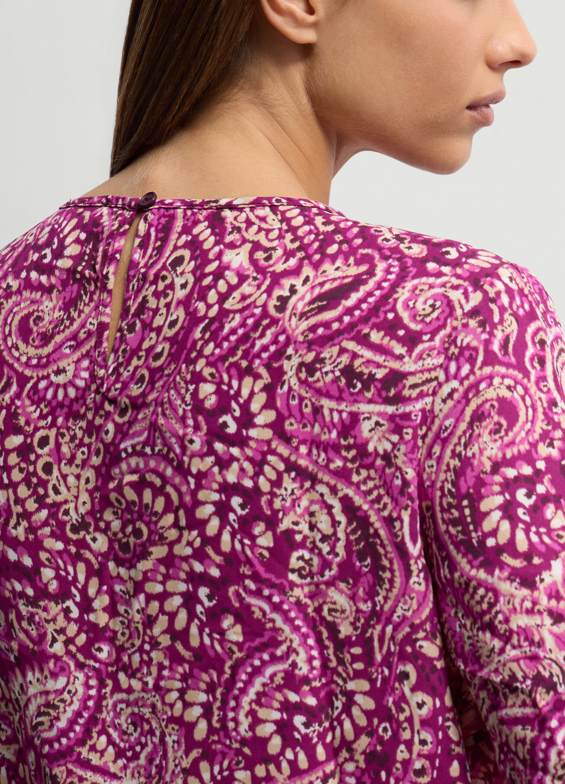 Blusa Fit Regular girocollo cr&ecirc;pe donna_2