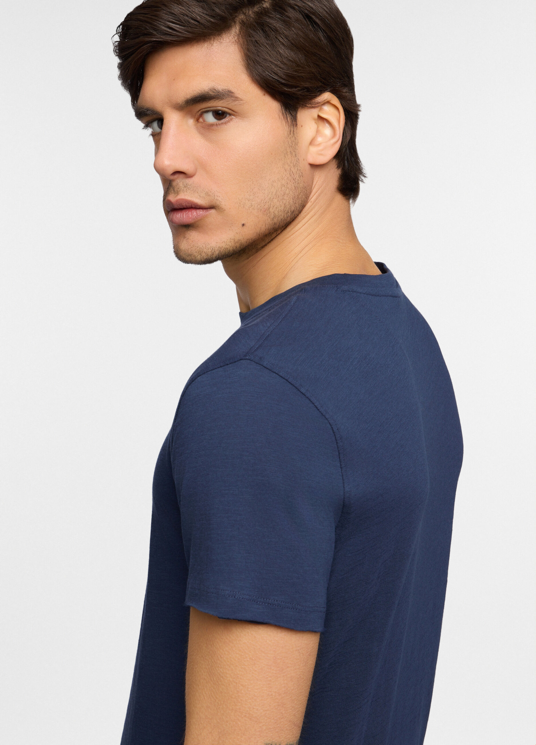 T-shirt a maniche corte slim fit in cotone uomo_2