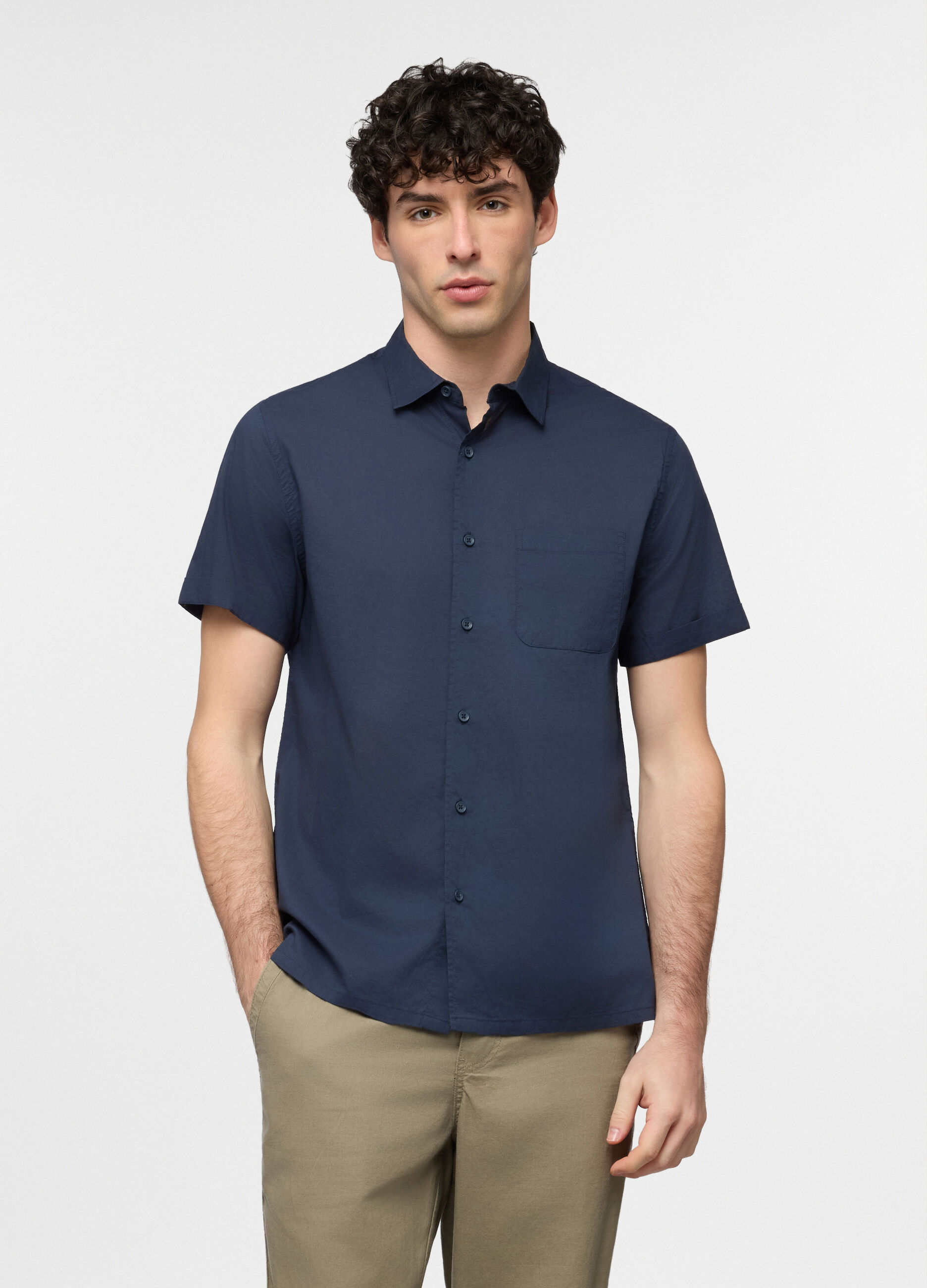 Camicia a maniche corte con collo classico in cotone uomo_0