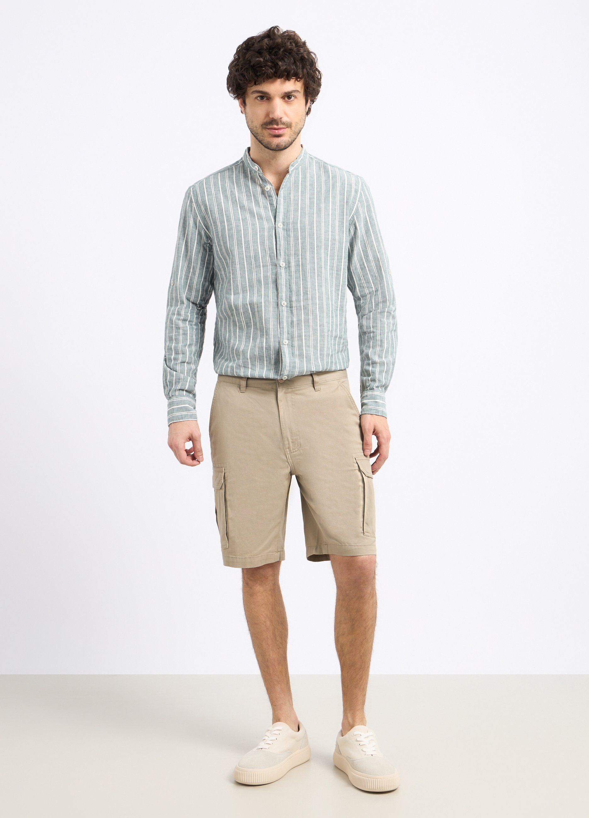 Shorts cargo in puro cotone uomo_0
