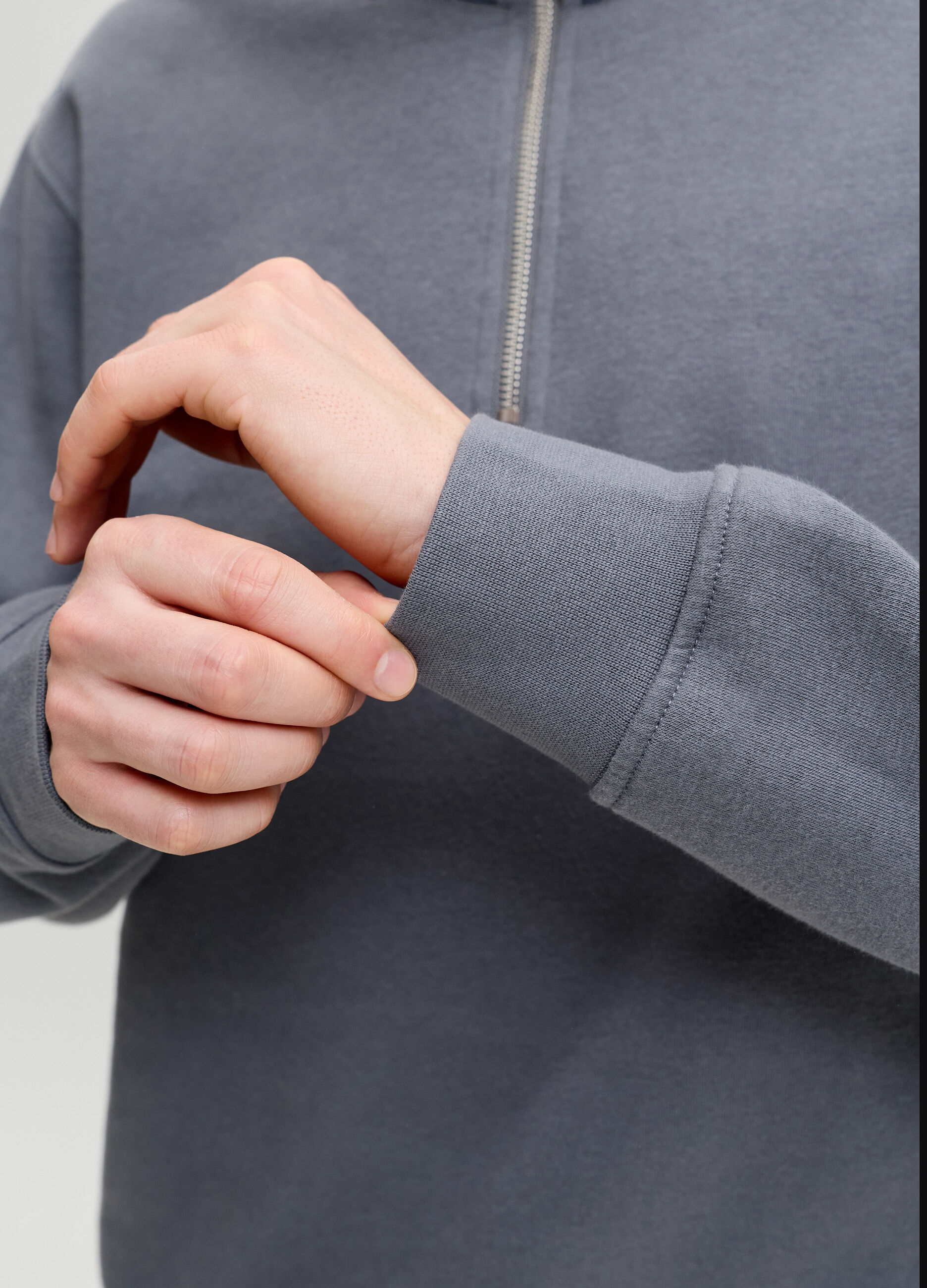 Felpa con mezza zip e logo uomo_2