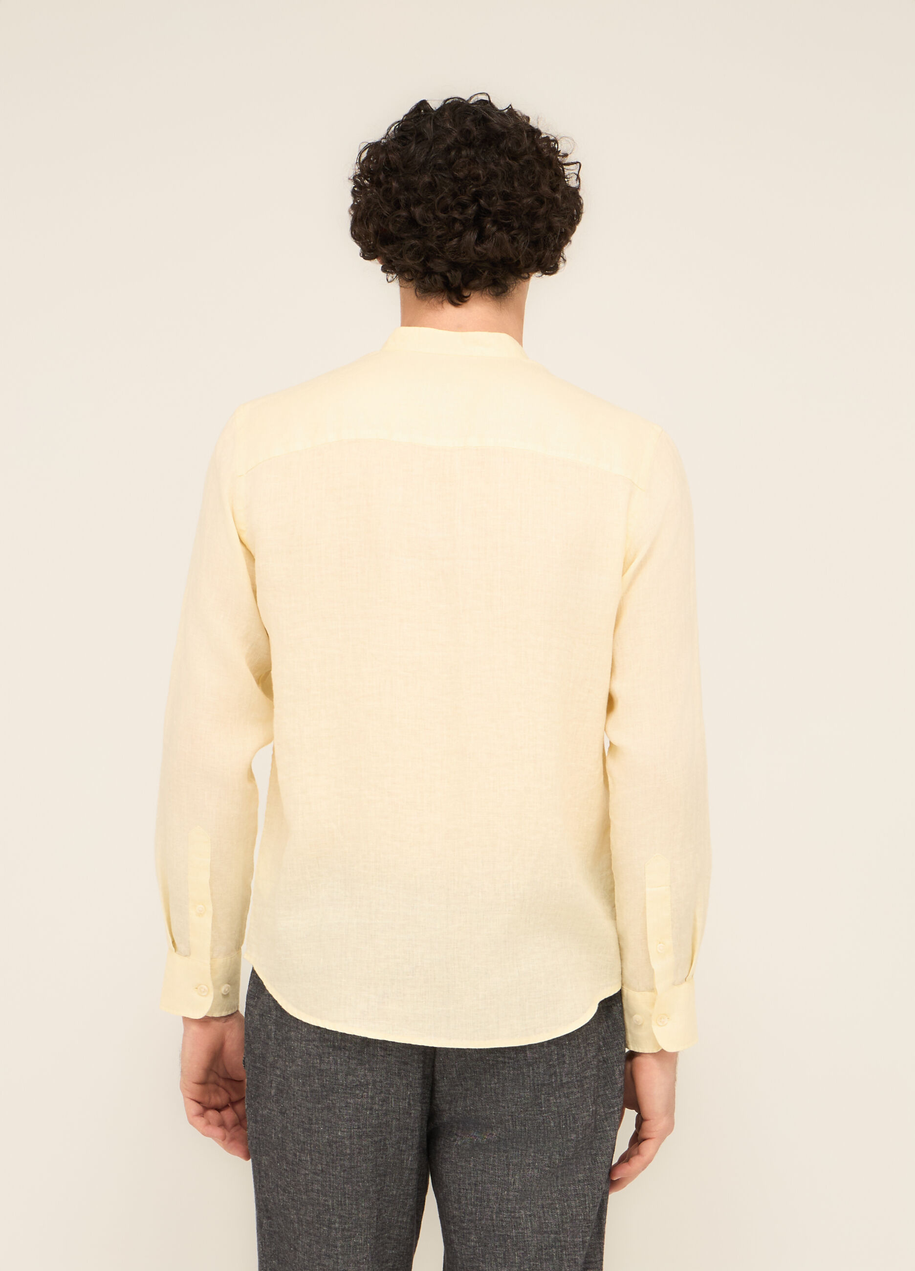 Camicia colletto coreano in puro lino uomo_1