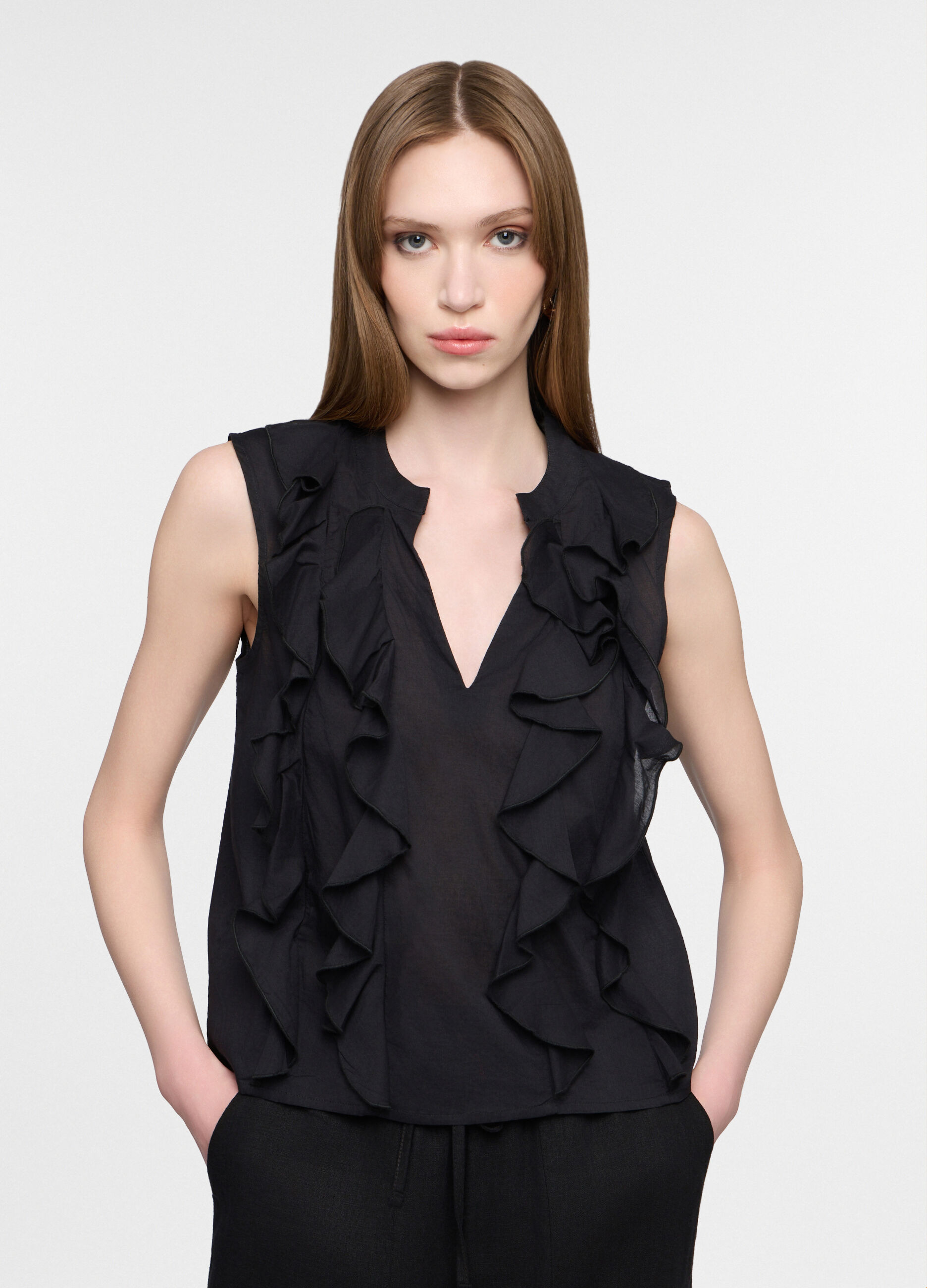 Blusa fit regular con scollo a V in puro cotone voile donna_0