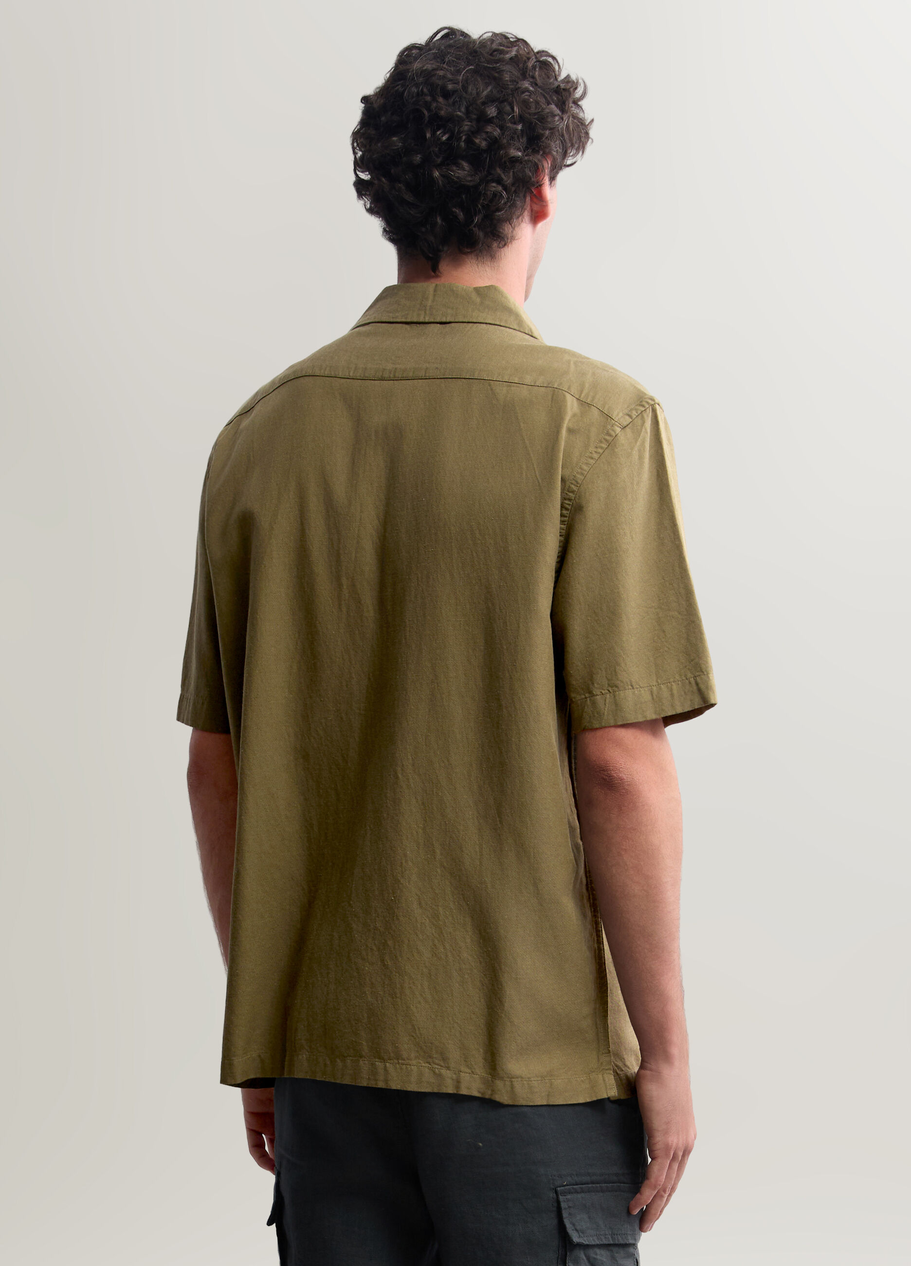 Camicia a maniche corte in viscosa, cotone e lino uomo_1