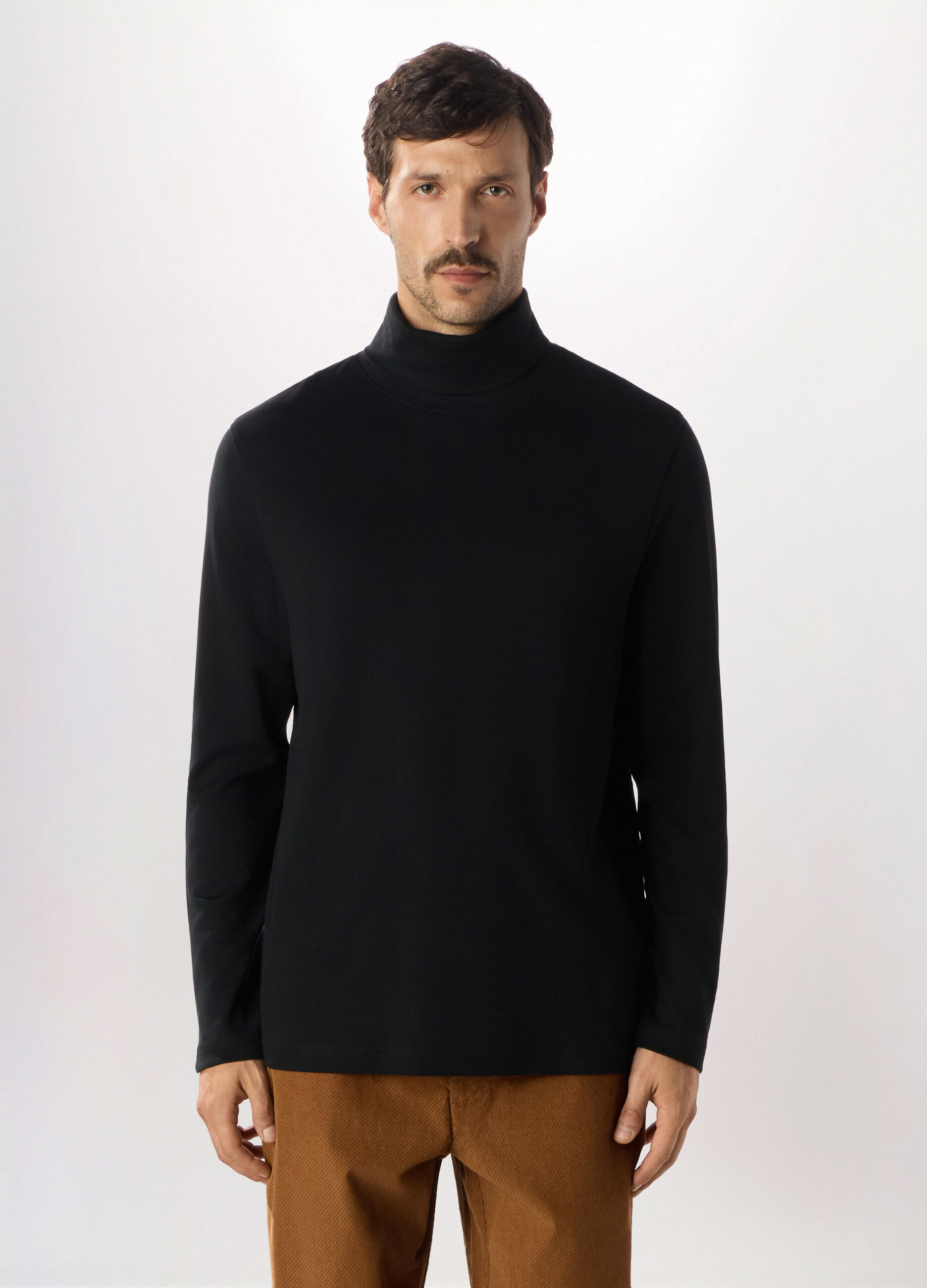Maglia a collo alto in puro cotone uomo_0