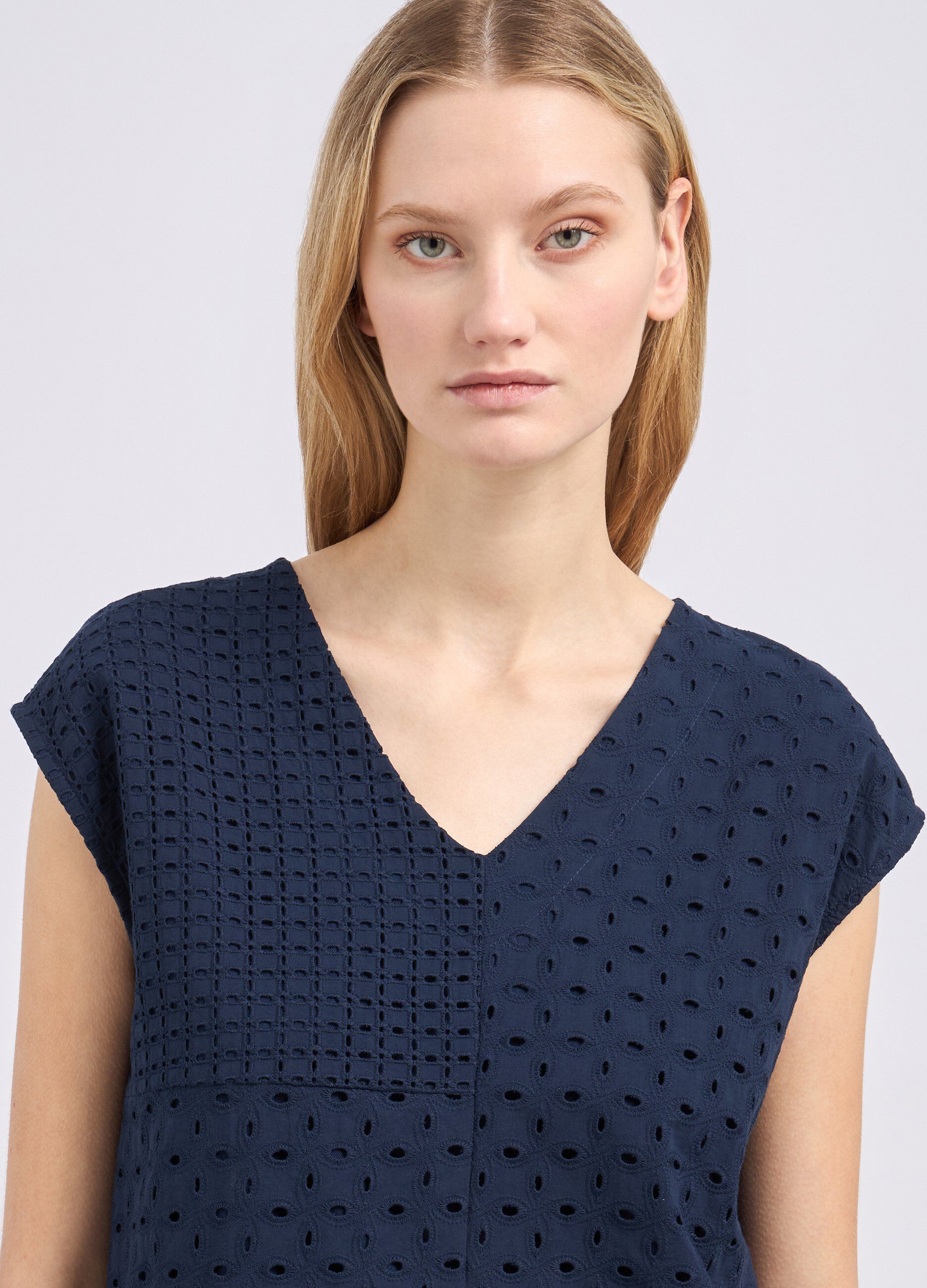 T-shirt in misto viscosa con lavorazione donna
