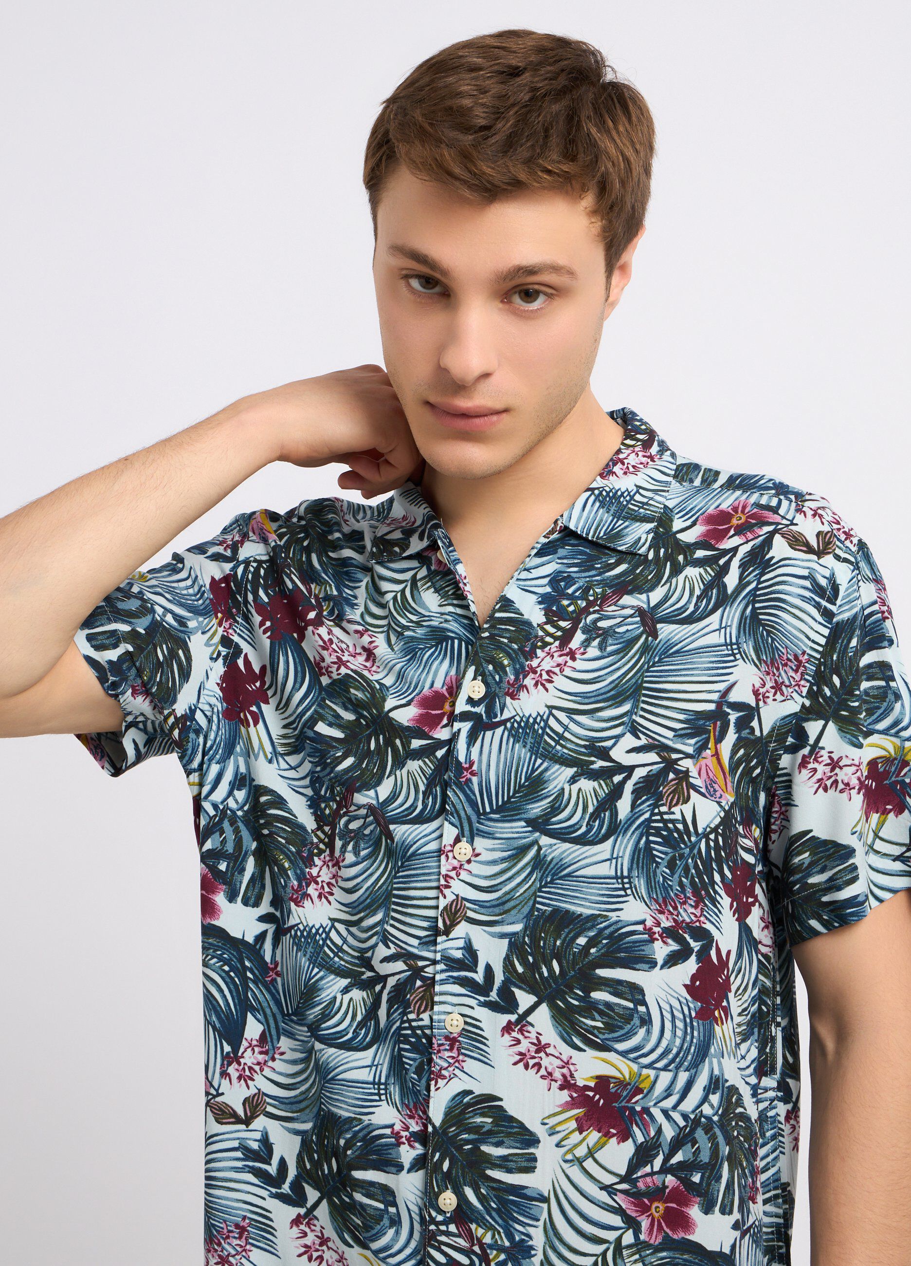 Camicia foliage in pura viscosa uomo_2