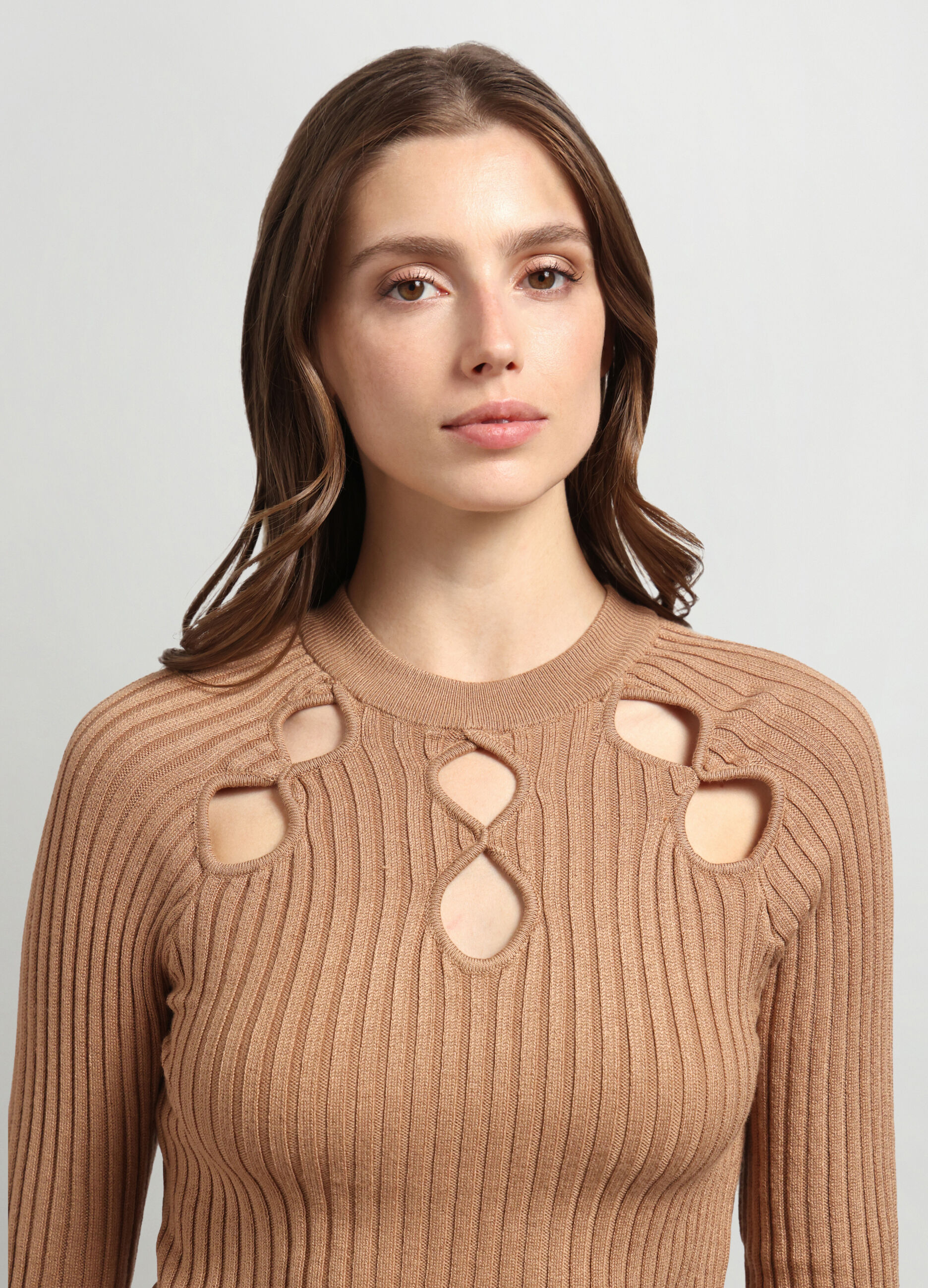 Tricot in costina con cut out donna_2