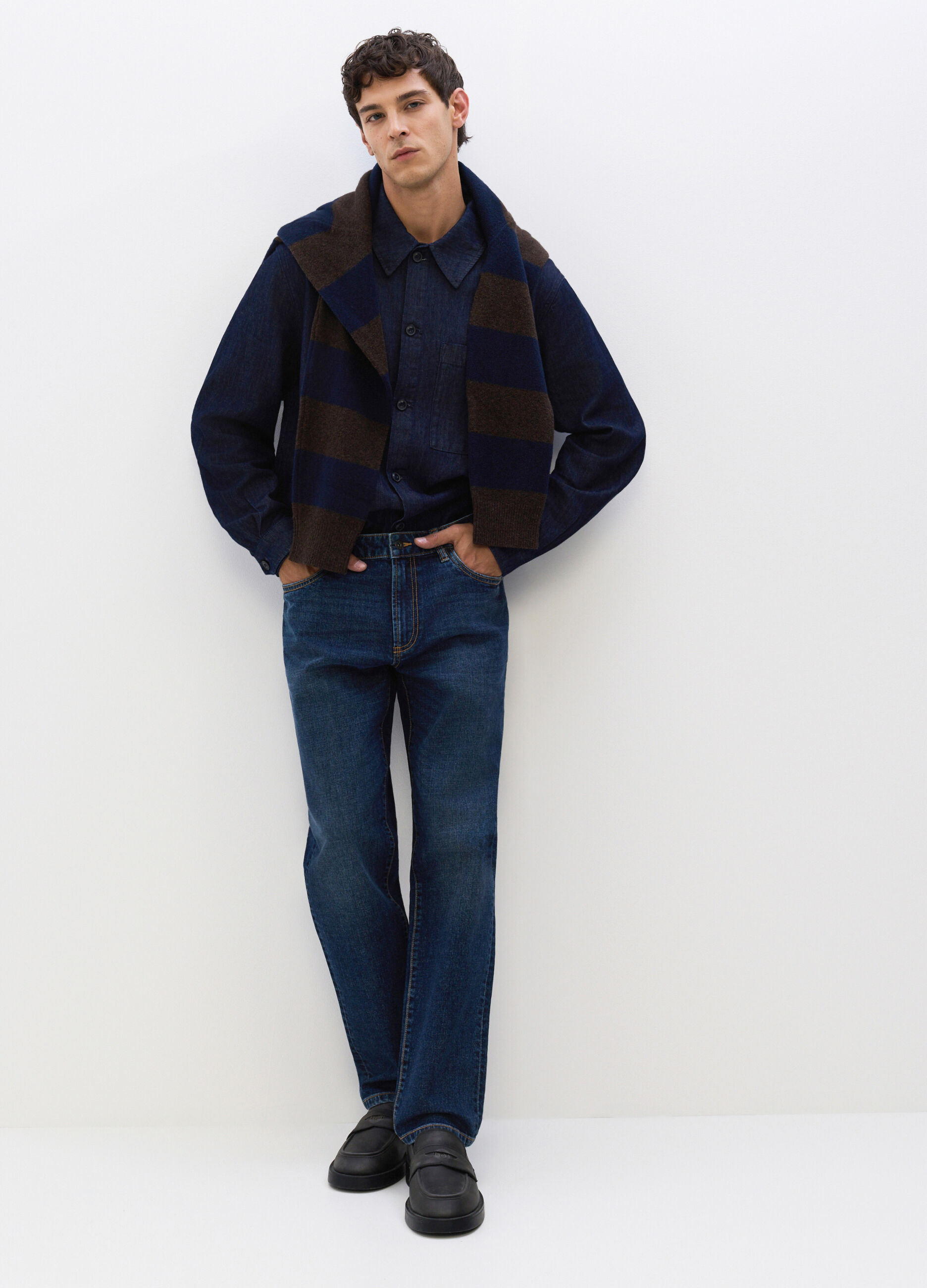 Jeans regular fit in denim stretch uomo_0