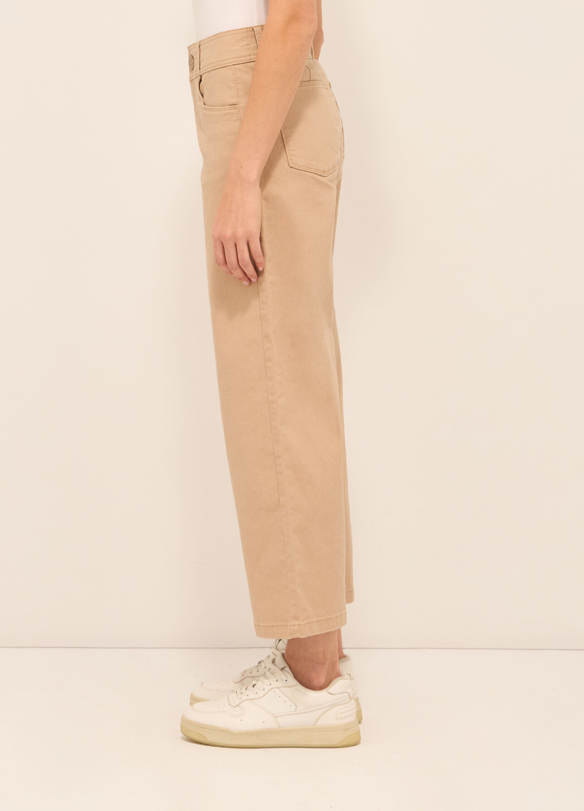 Pantaloni in twill di cotone stretch donna_2