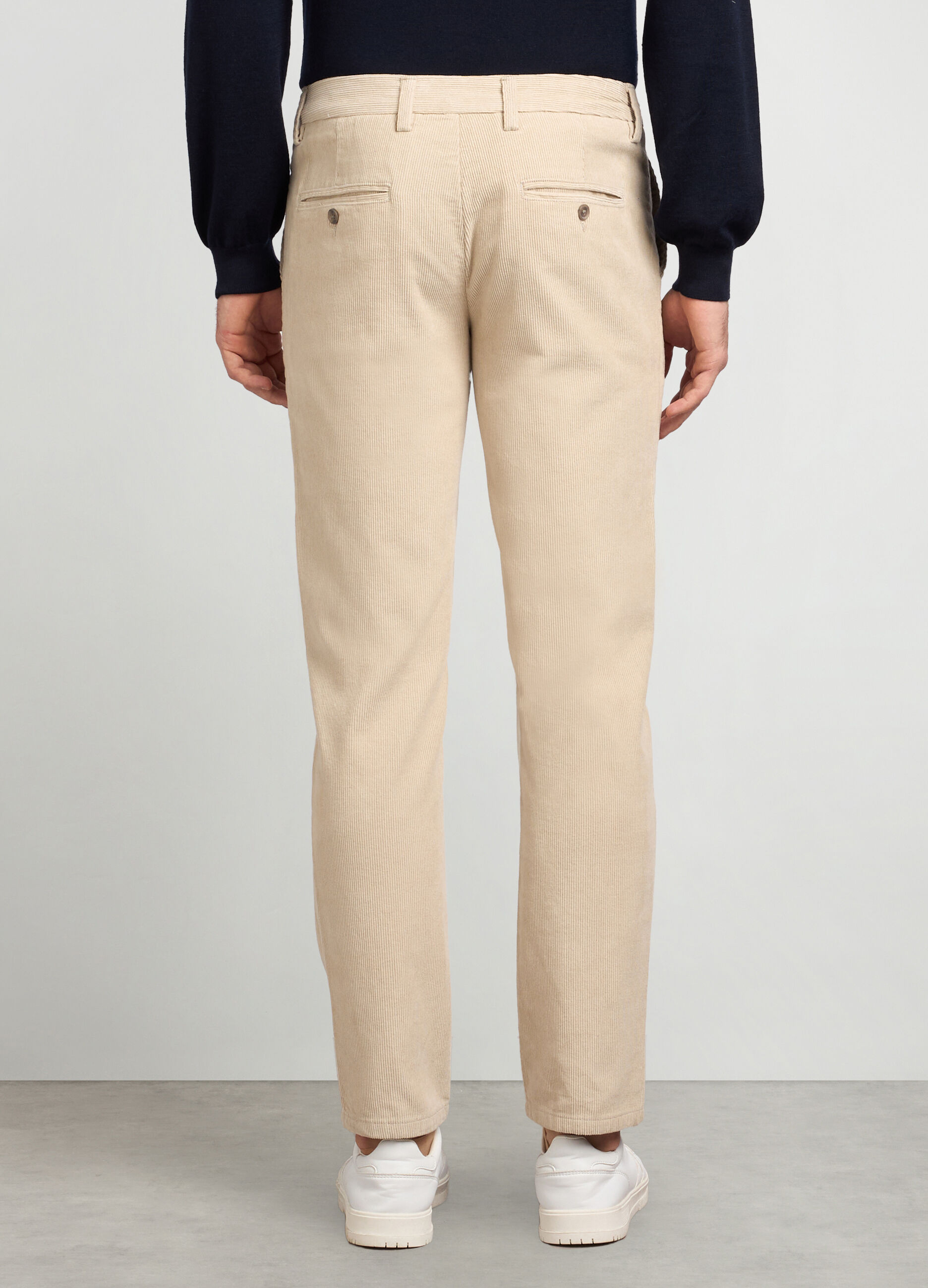 Pantaloni chino regular fit in velluto a coste uomo_1
