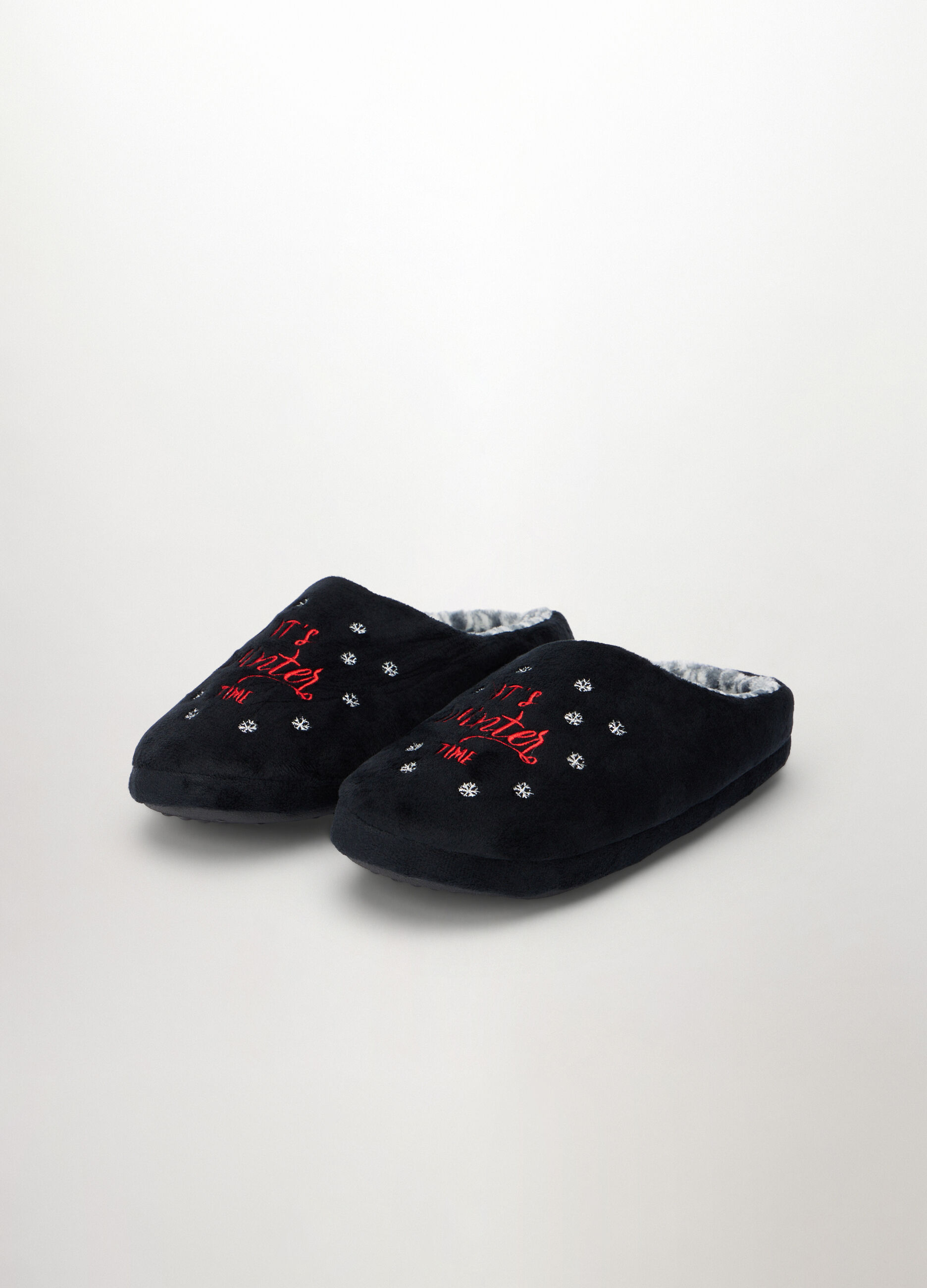 Pantofole con ricamo donna_1
