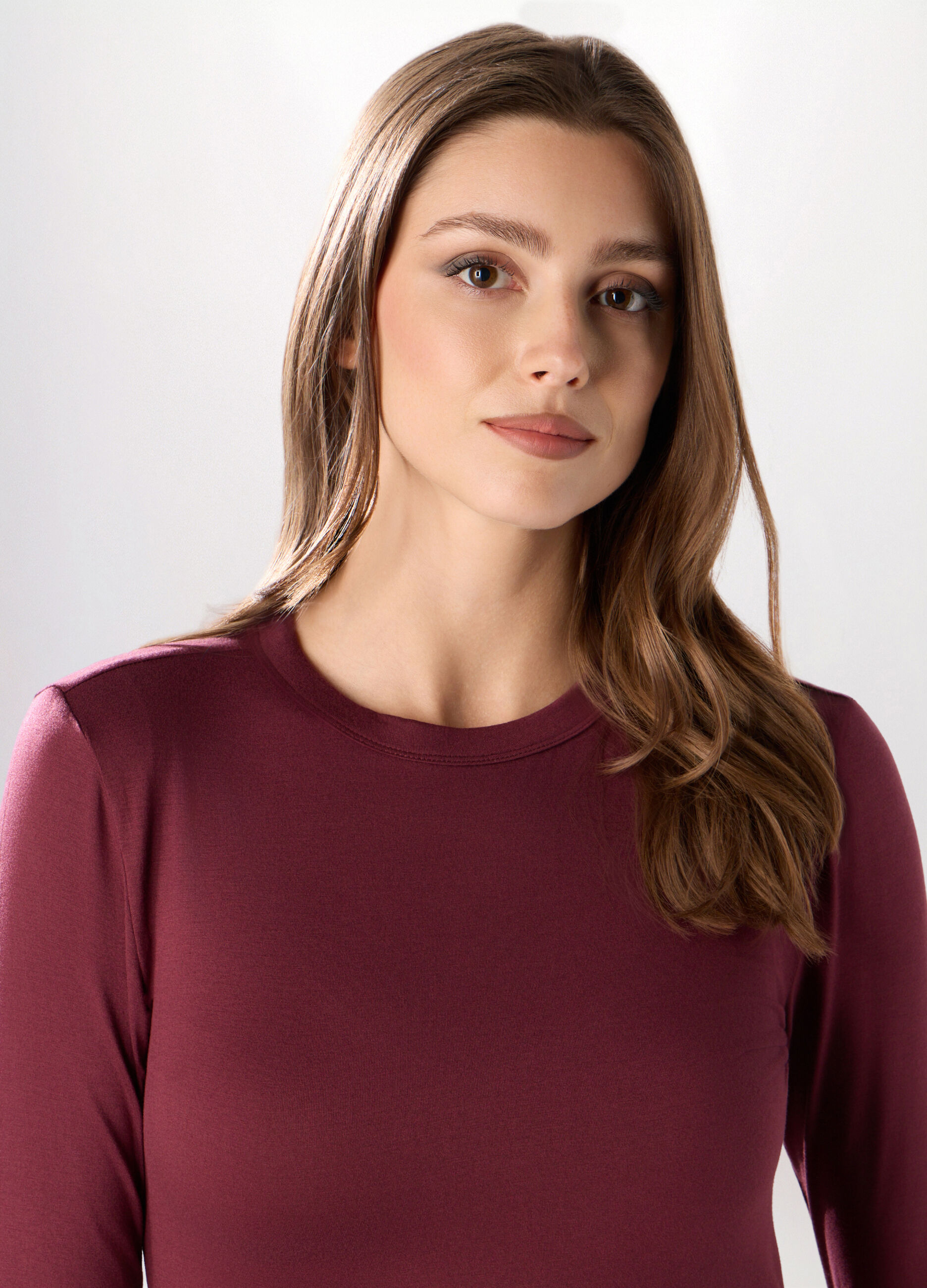 T-shirt a maniche lunghe tinta unita donna_2