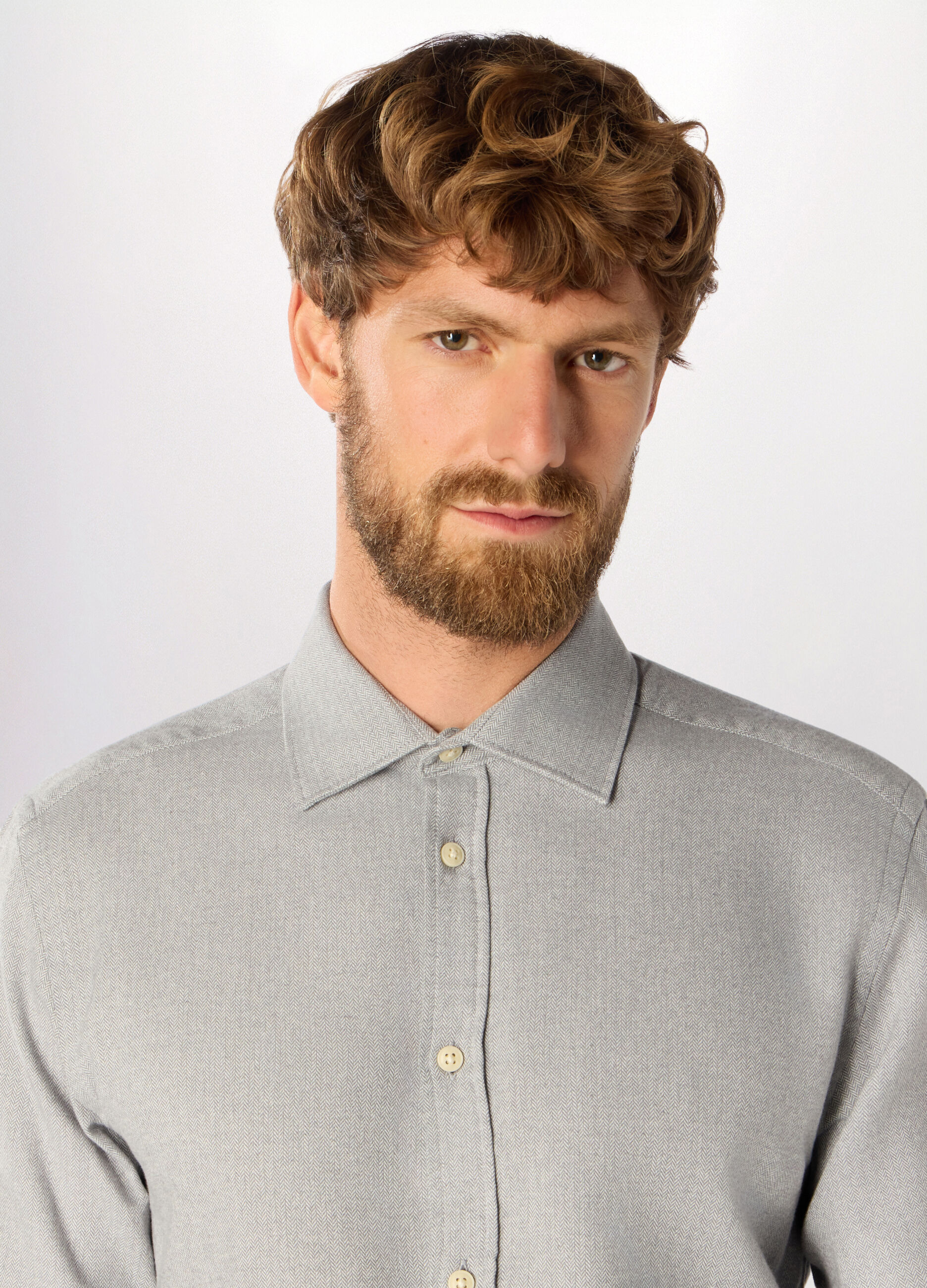 Camicia slim fit in flanella a lisca di pesce uomo_2