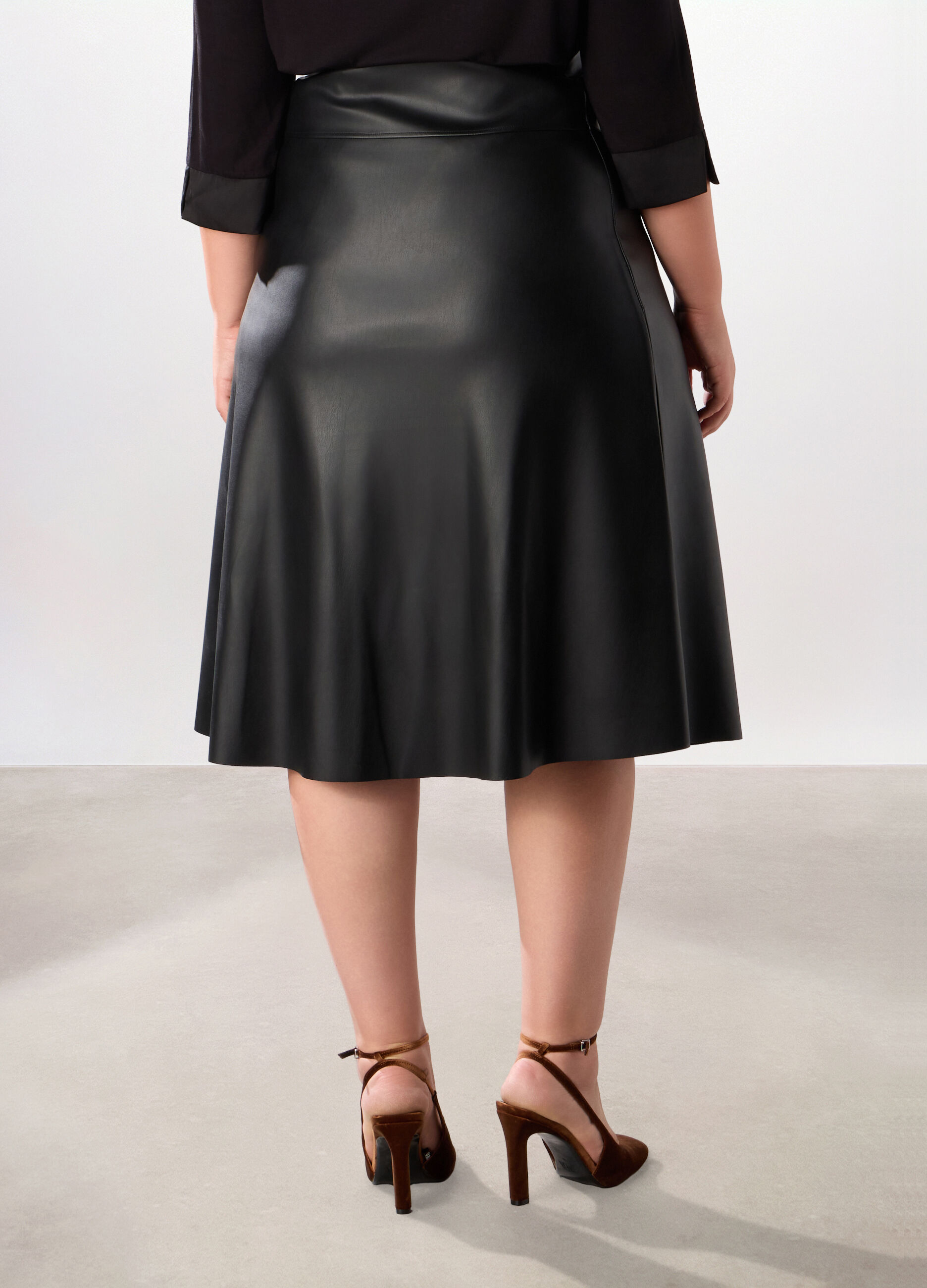 Gonna lunga in eco pelle donna curvy_1