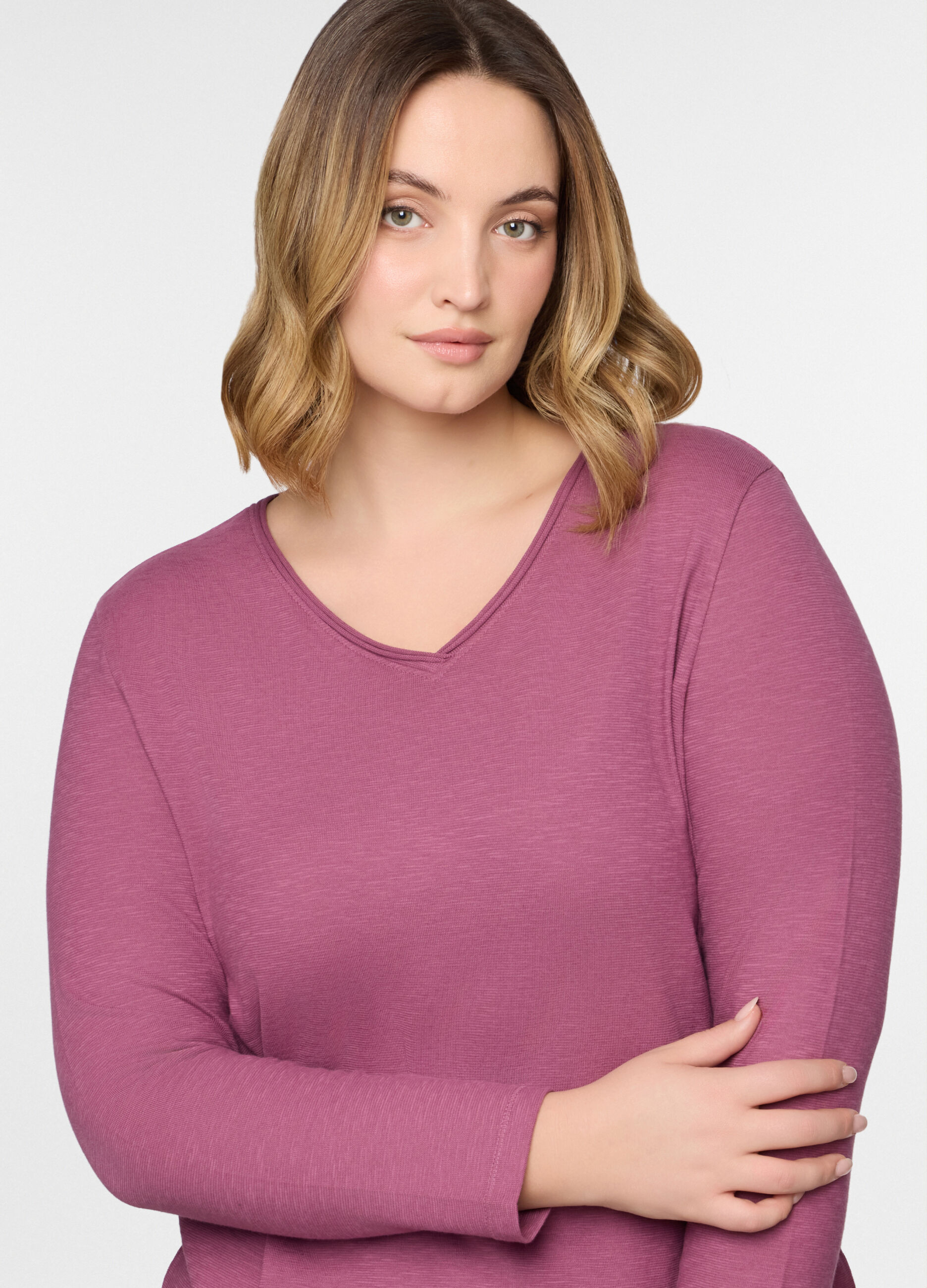 T-shirt con scollo a V in jersey slub donna curvy_2