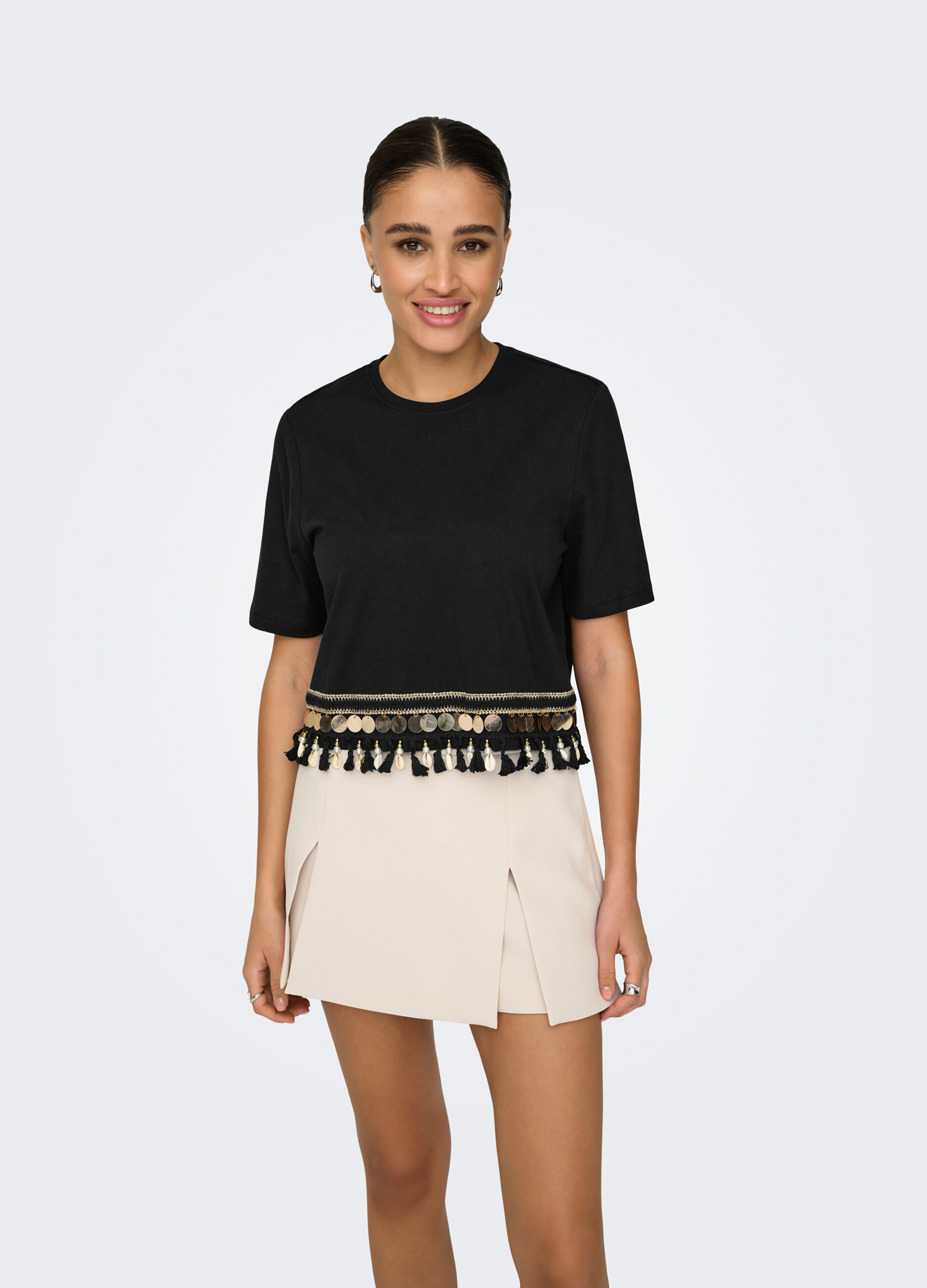 T-shirt con applicazioni donna_3