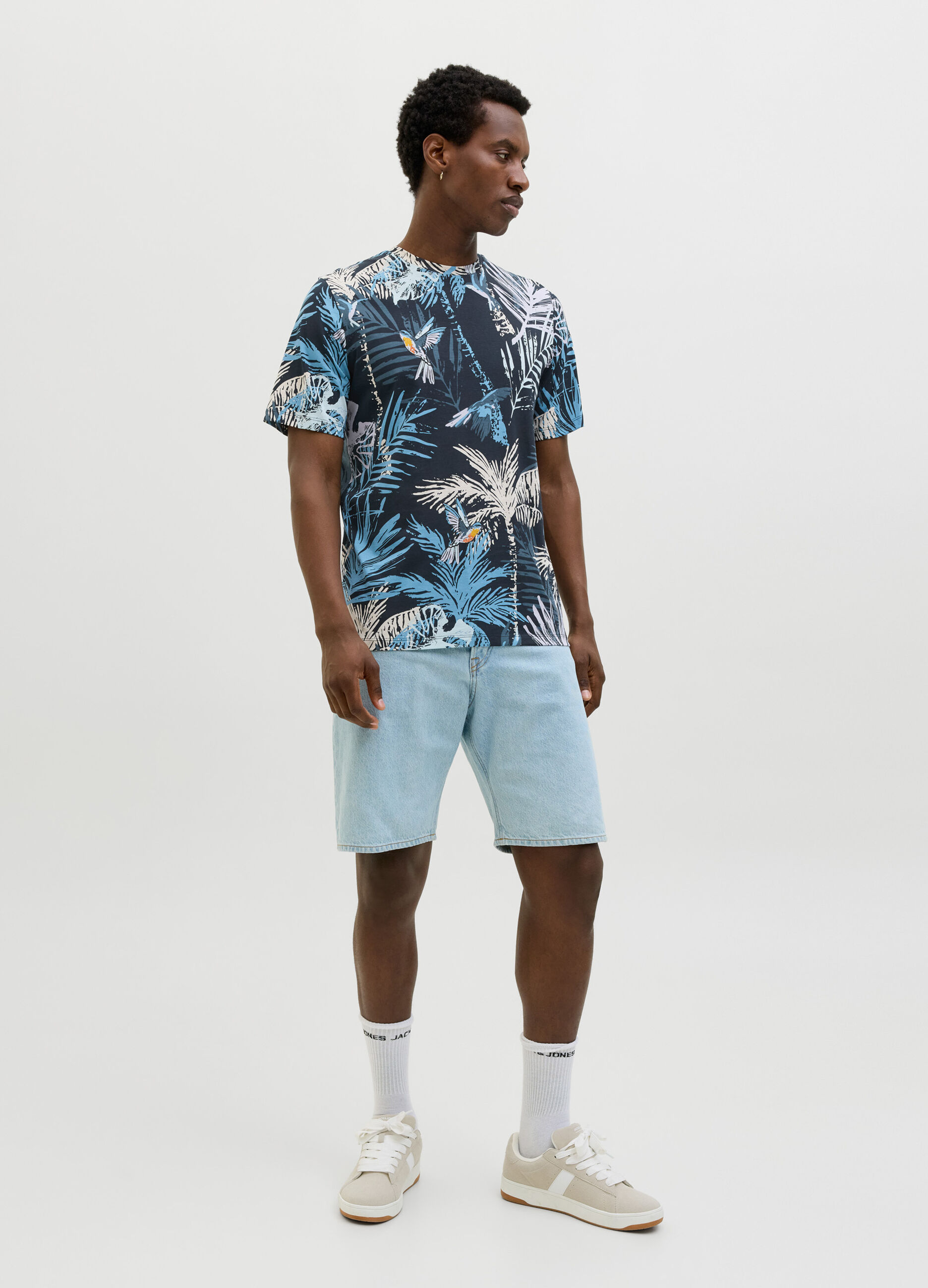 T-shirt standard fit con stampa uomo_2