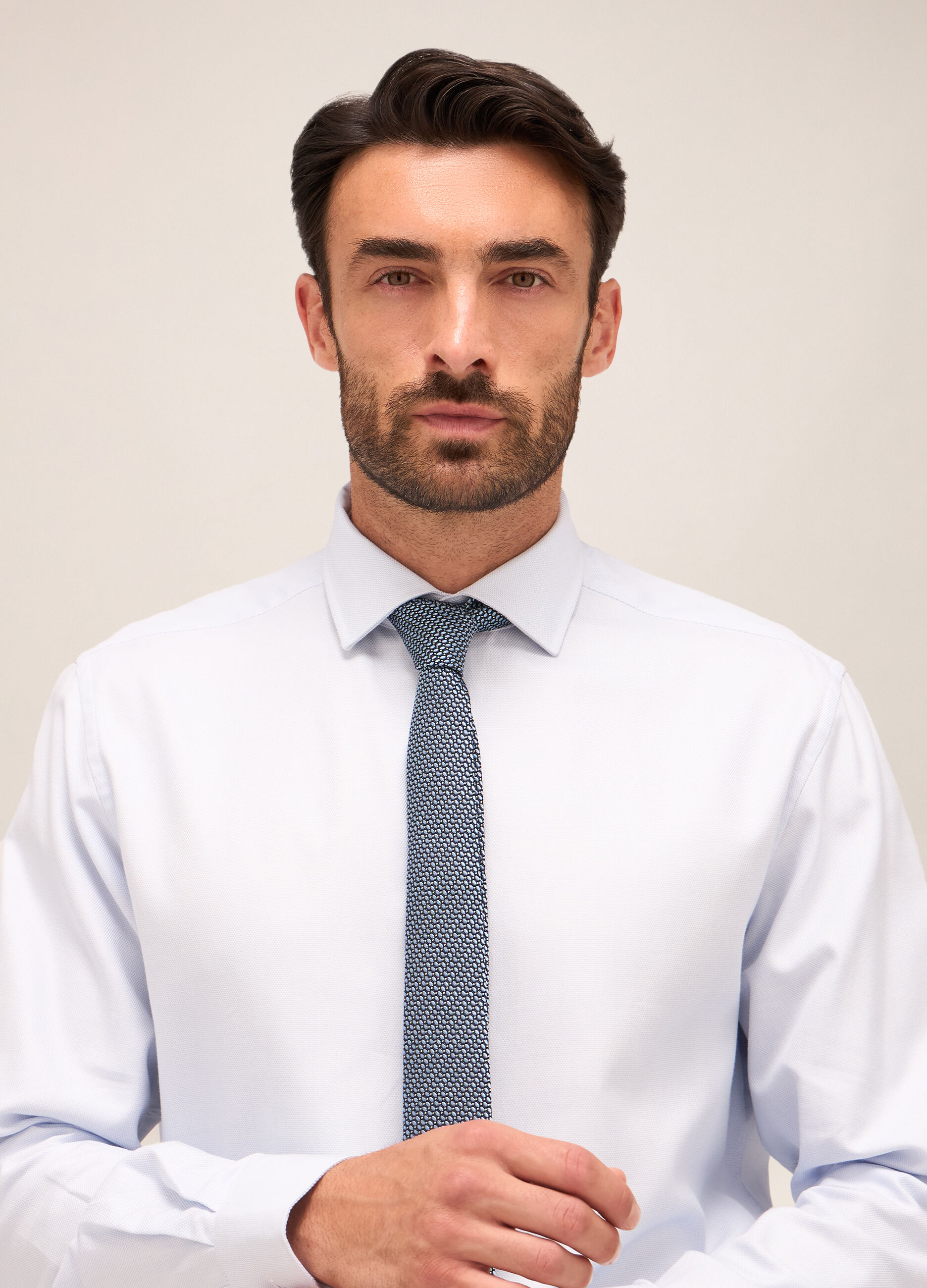 Camicia regular fit colletto francese in cotone uomo_2