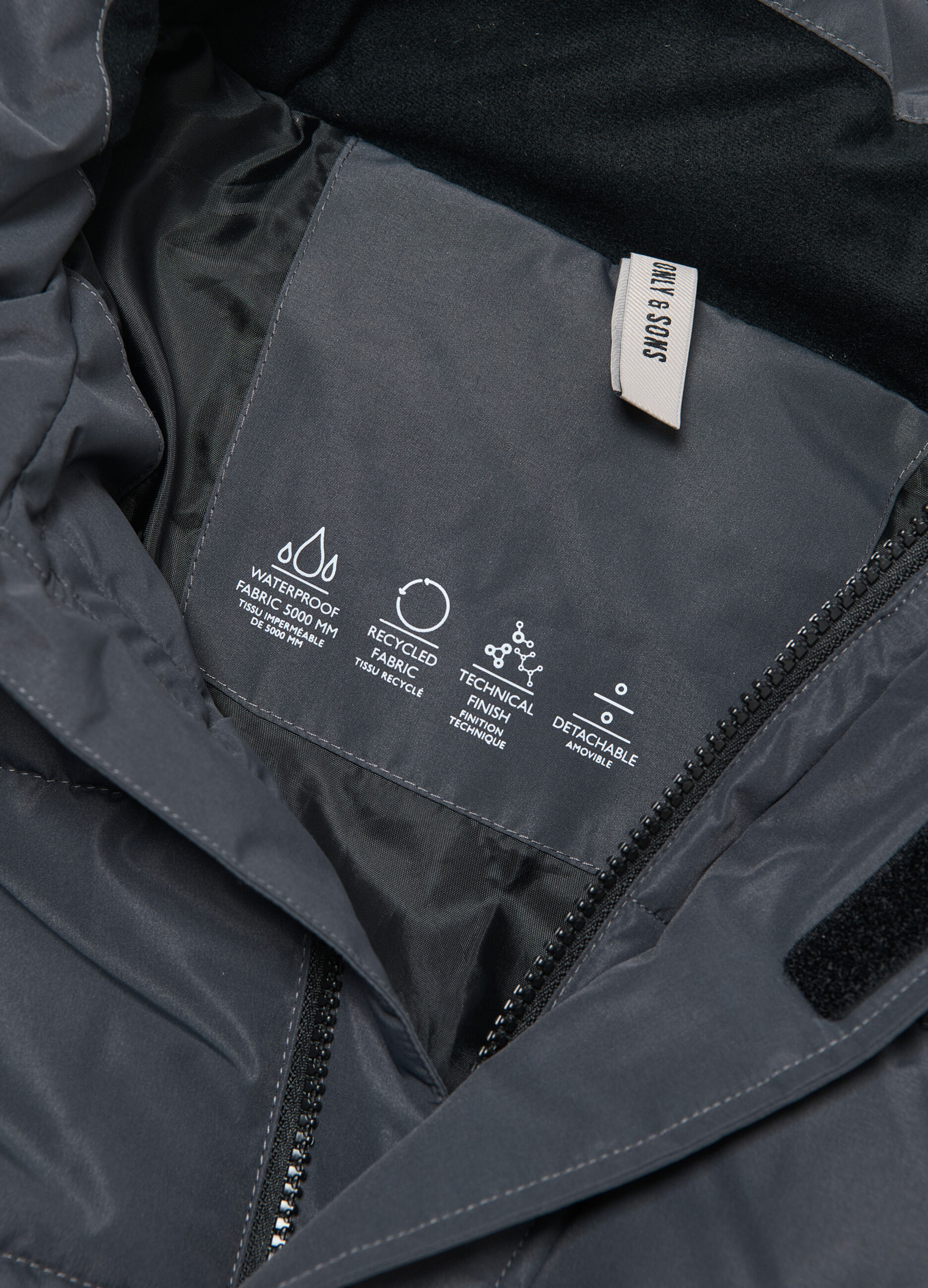 Parka lungo imbottito in tessuto tecnico uomo_2