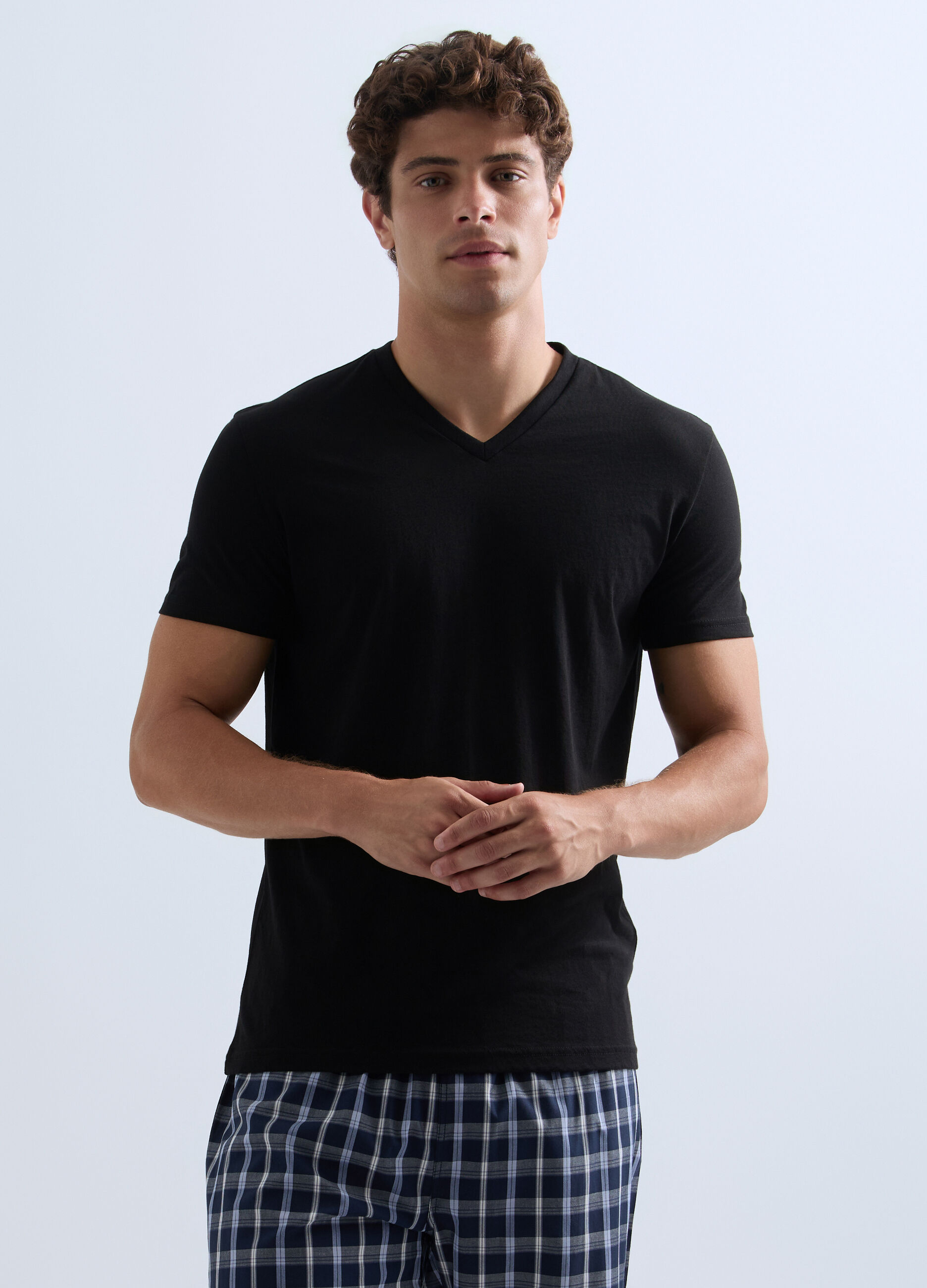 T-shirt scollo a V in jersey uomo_0
