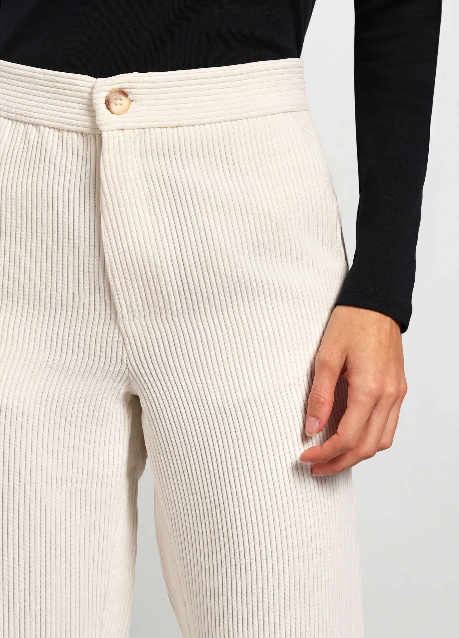 Pantaloni in costina di velluto donna_2