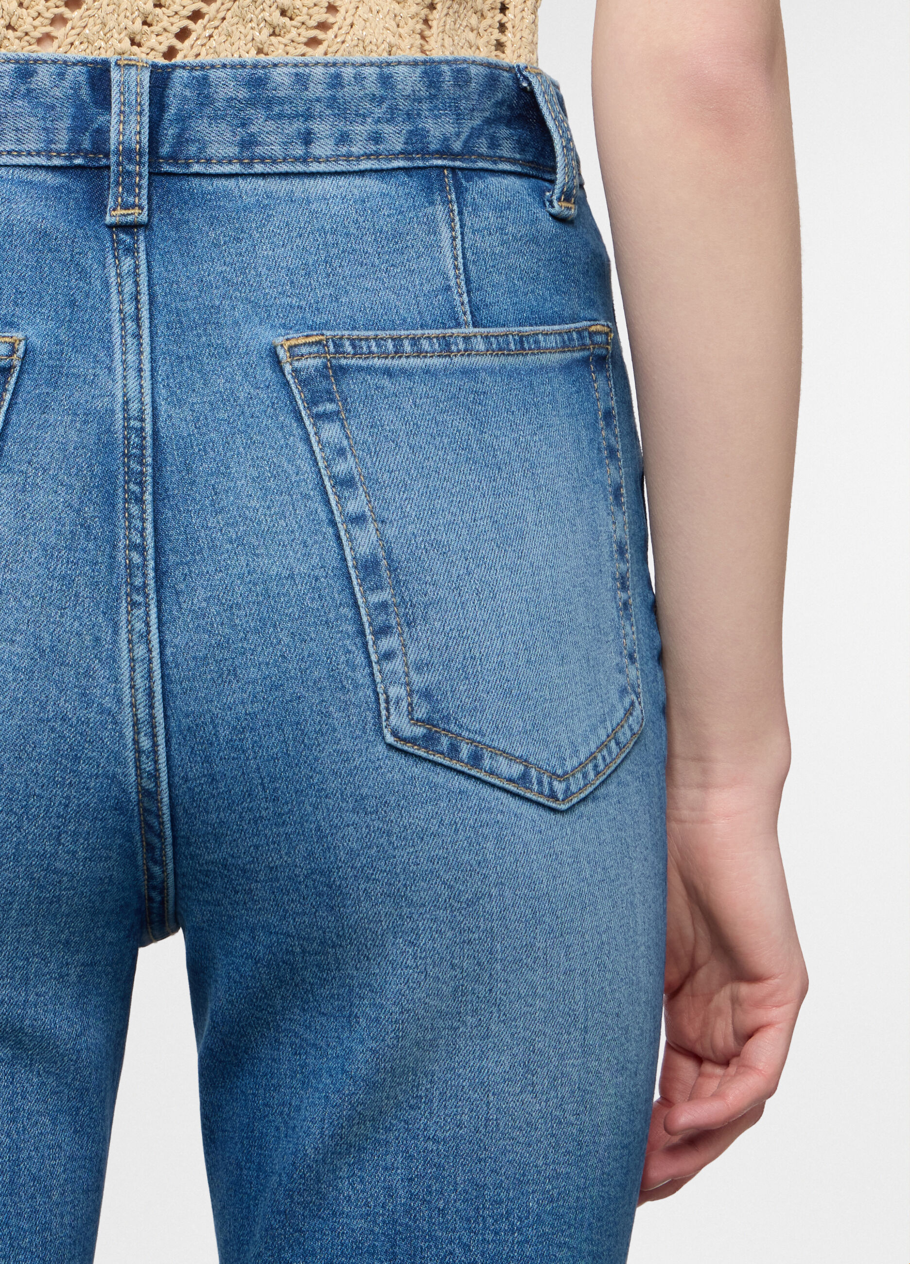 Pantaloni in stretch denim flare fit donna_2