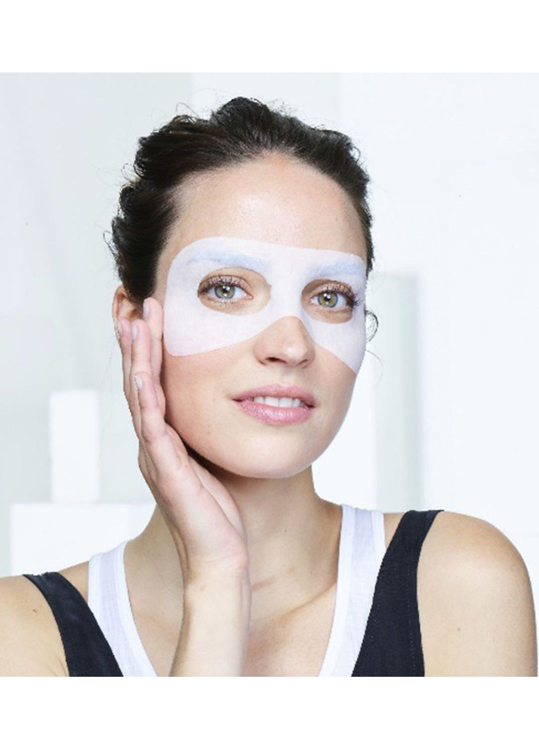 Garnier Maschera Occhi SkinActive, Arricchita con Acqua di Cocco e Acido Ialuronico.