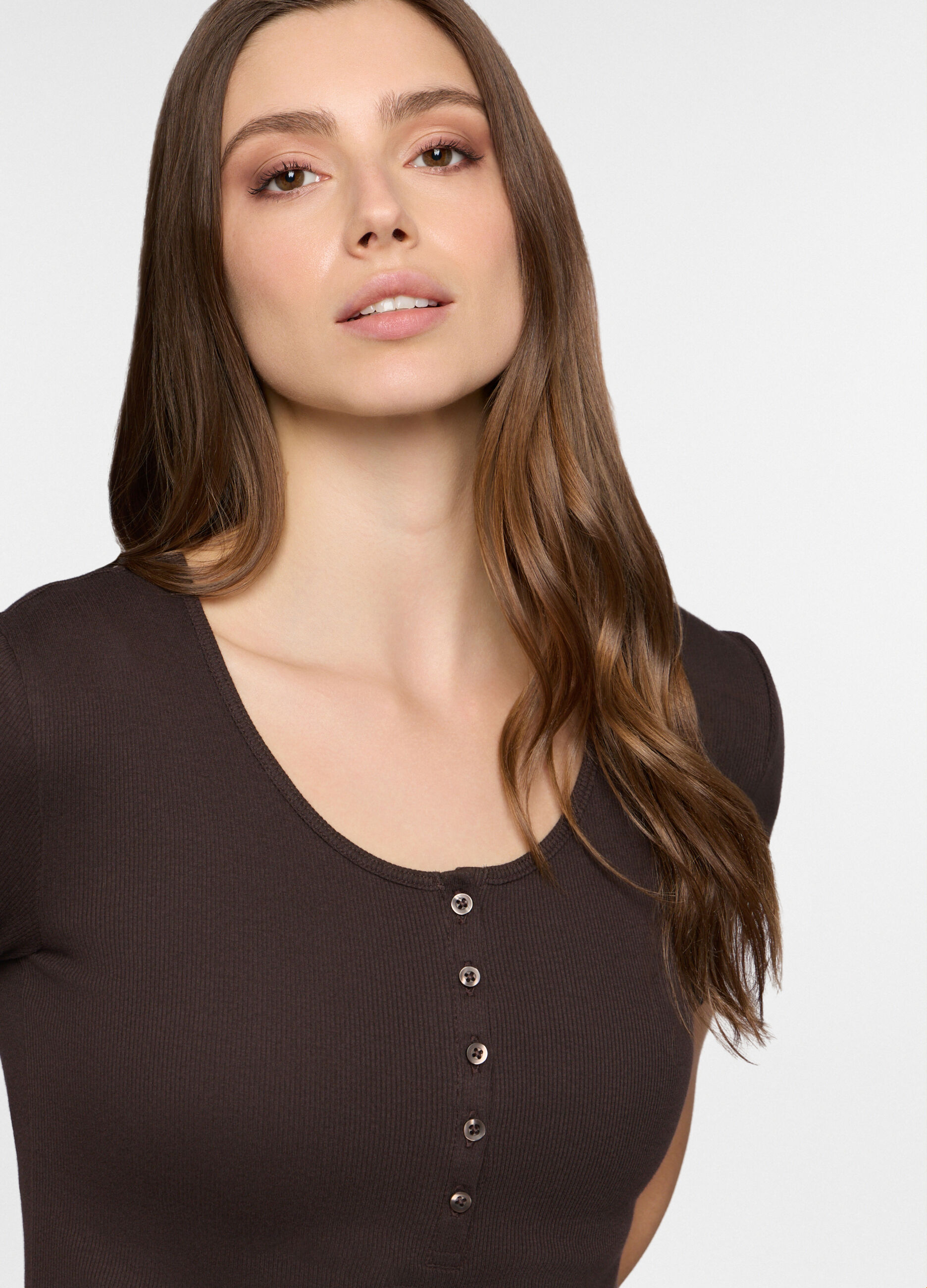 T-shirt girocollo fitted donna _2